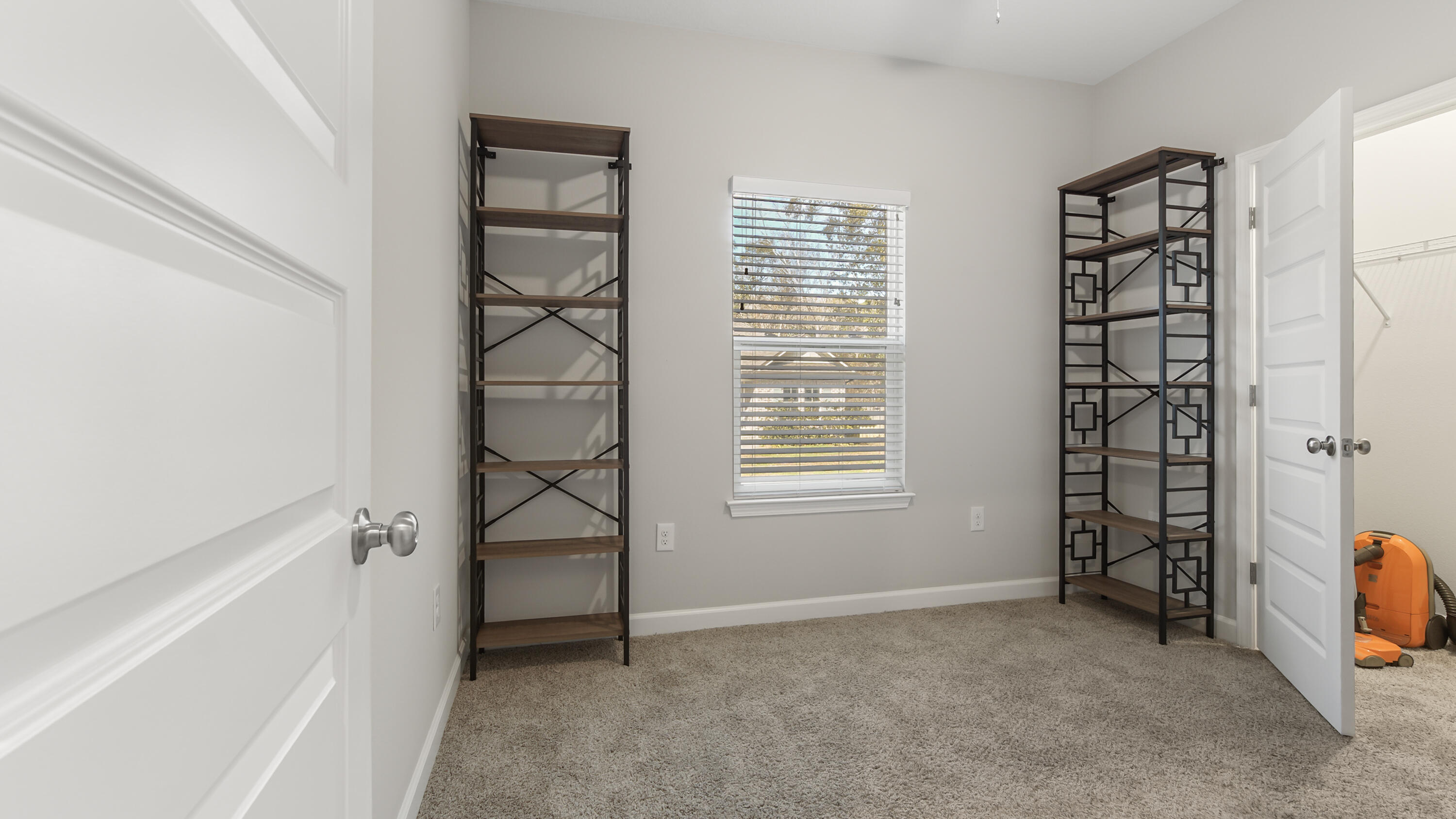 LAUREL OAKS S/D - Residential