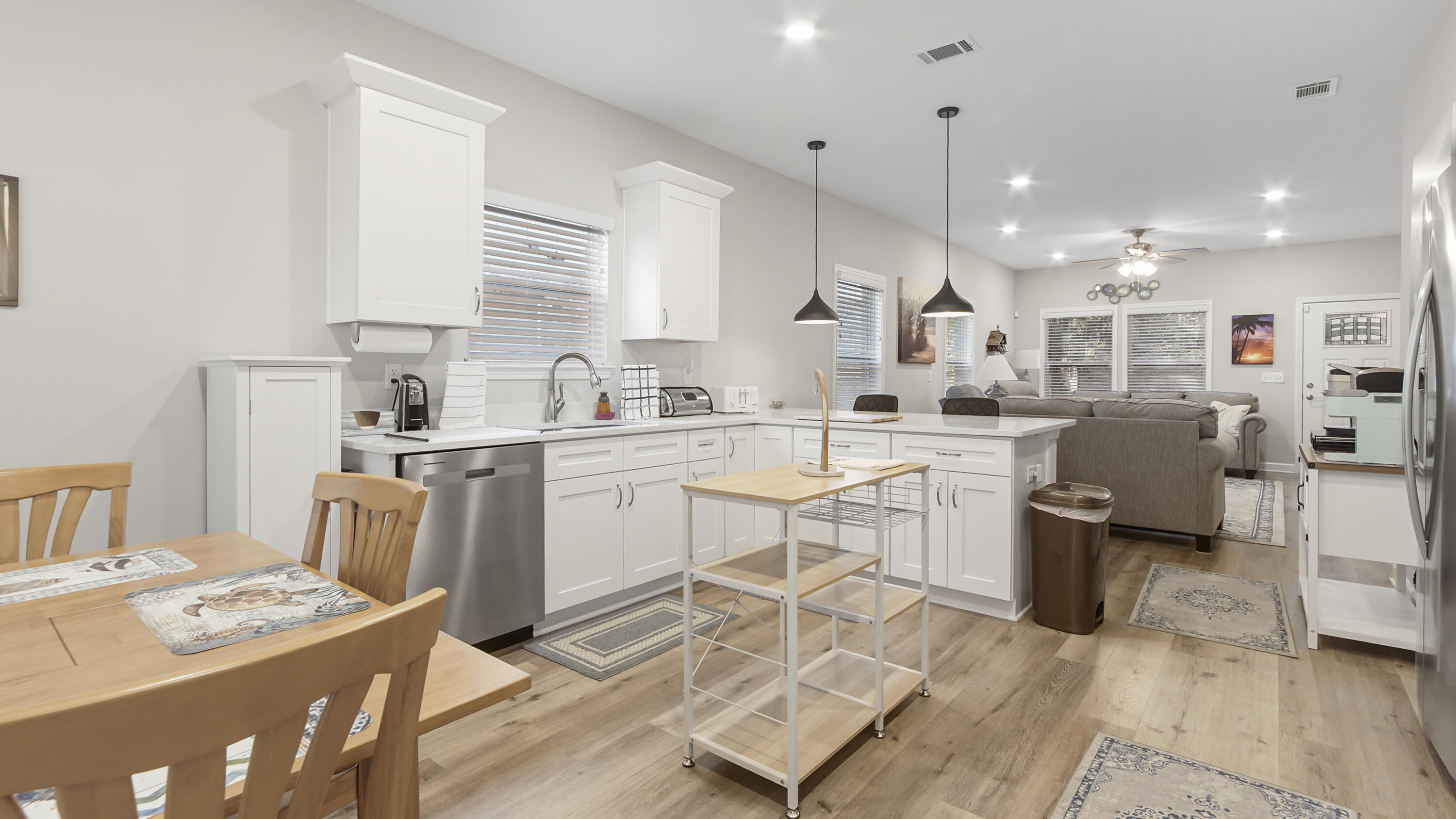 LAUREL OAKS S/D - Residential