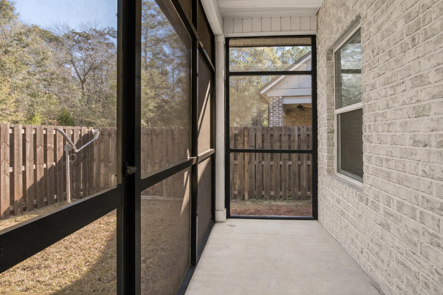 LAUREL OAKS S/D - Residential