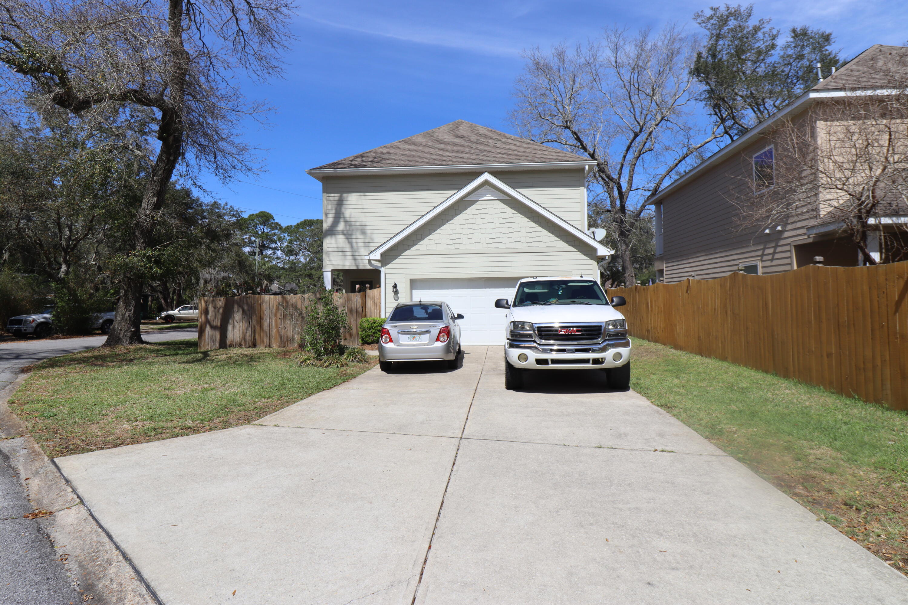 Yacht Club Estates - Residential