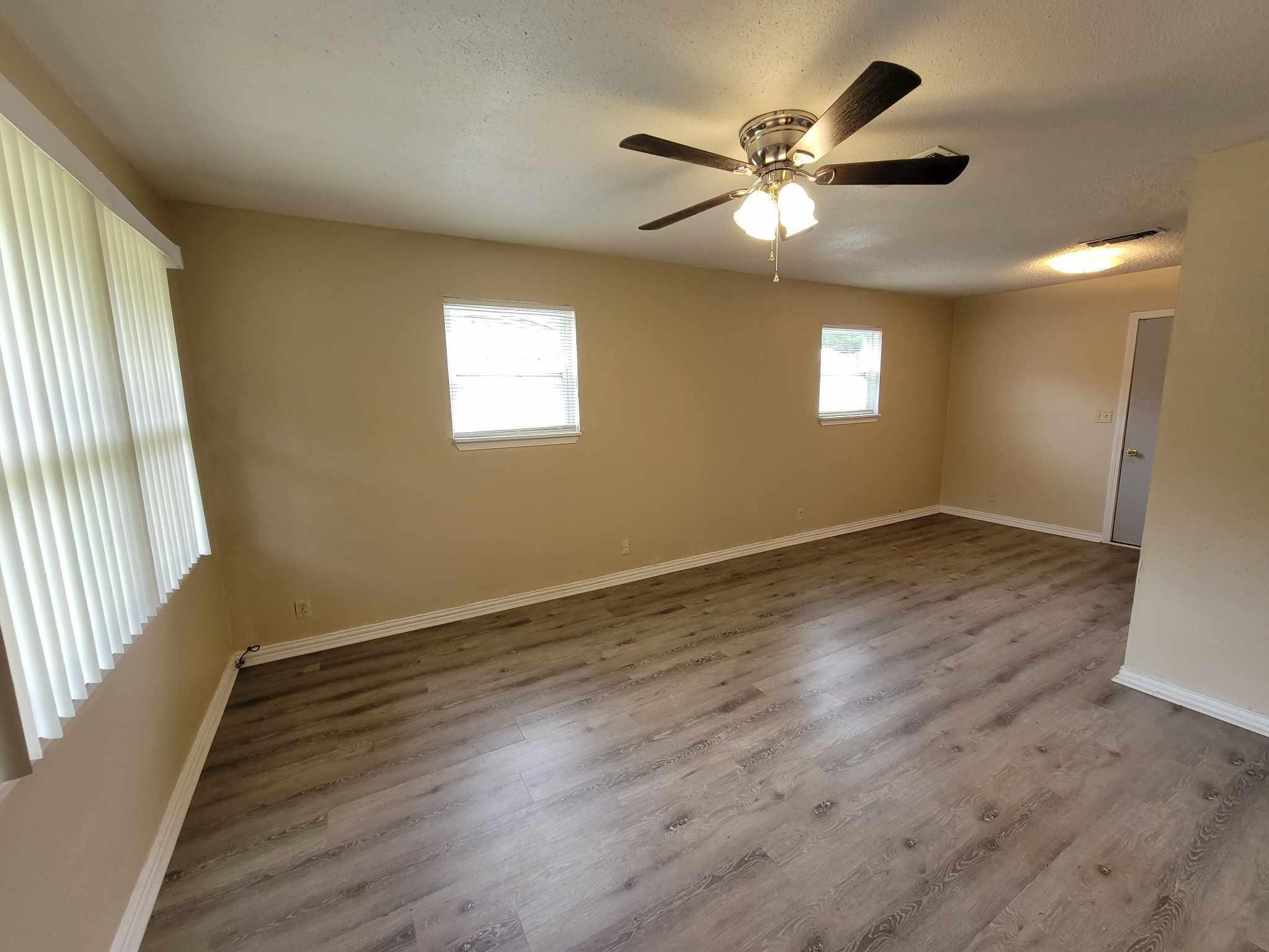 METES & BOUNDS - Residential Lease