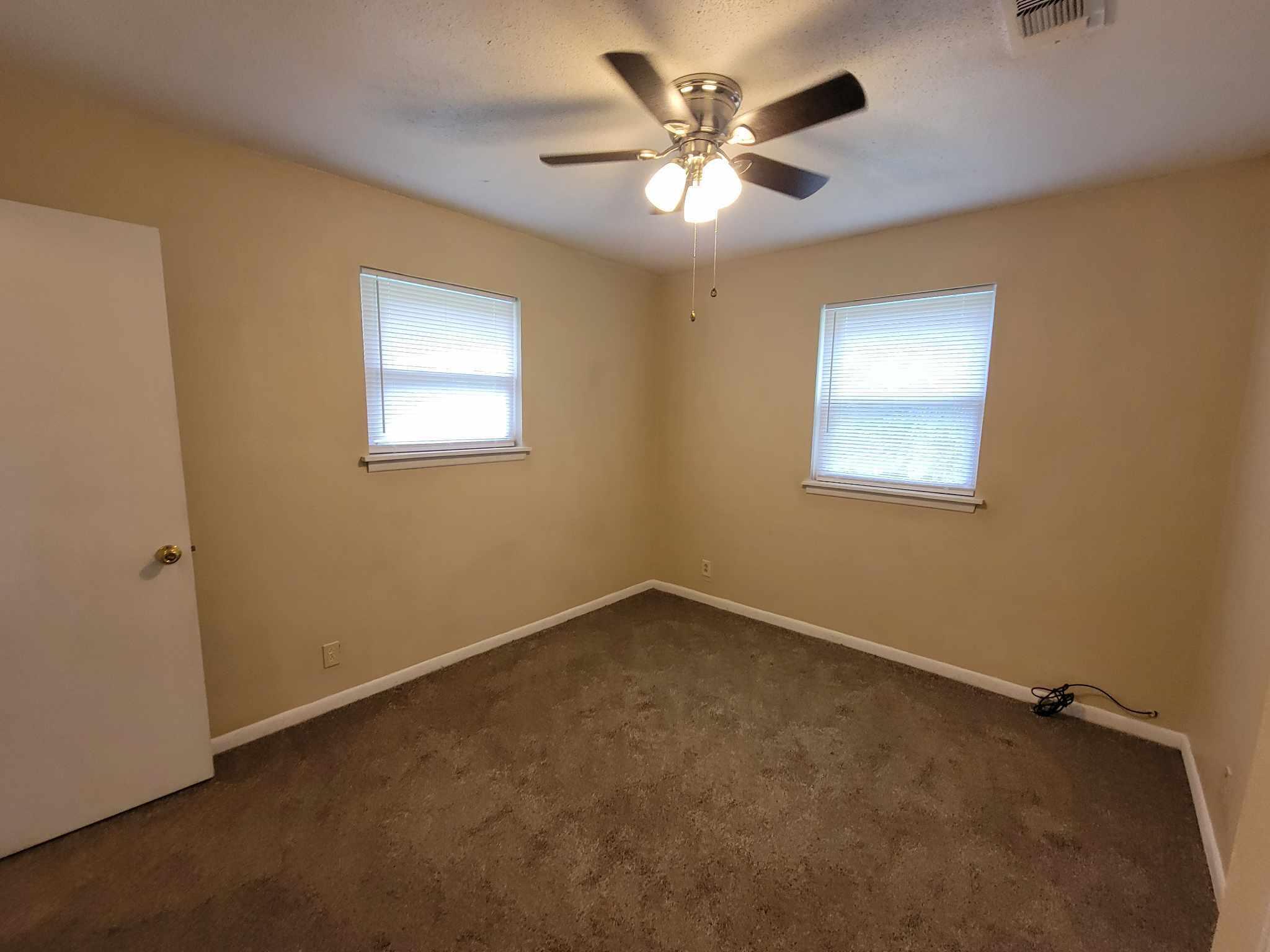 METES & BOUNDS - Residential Lease