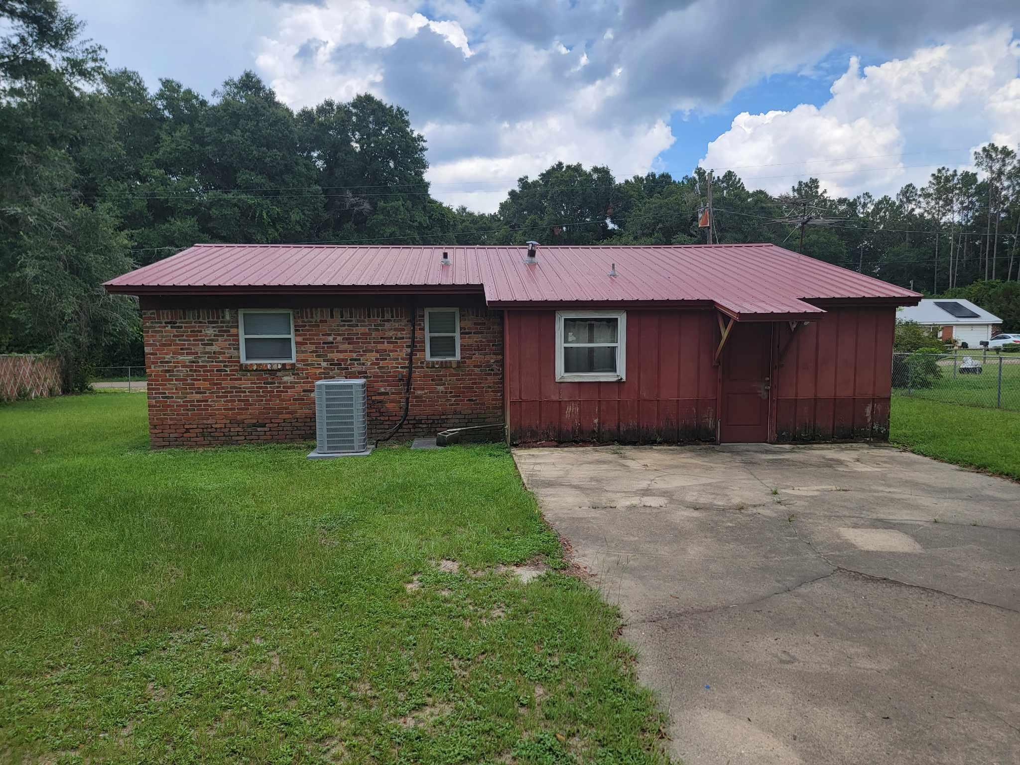 METES & BOUNDS - Residential Lease