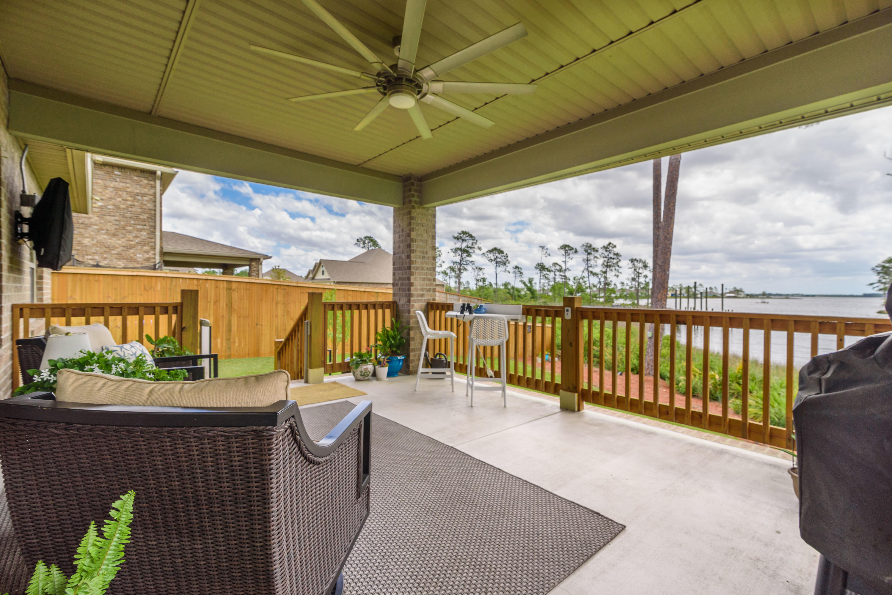 Fanning Bayou - Residential