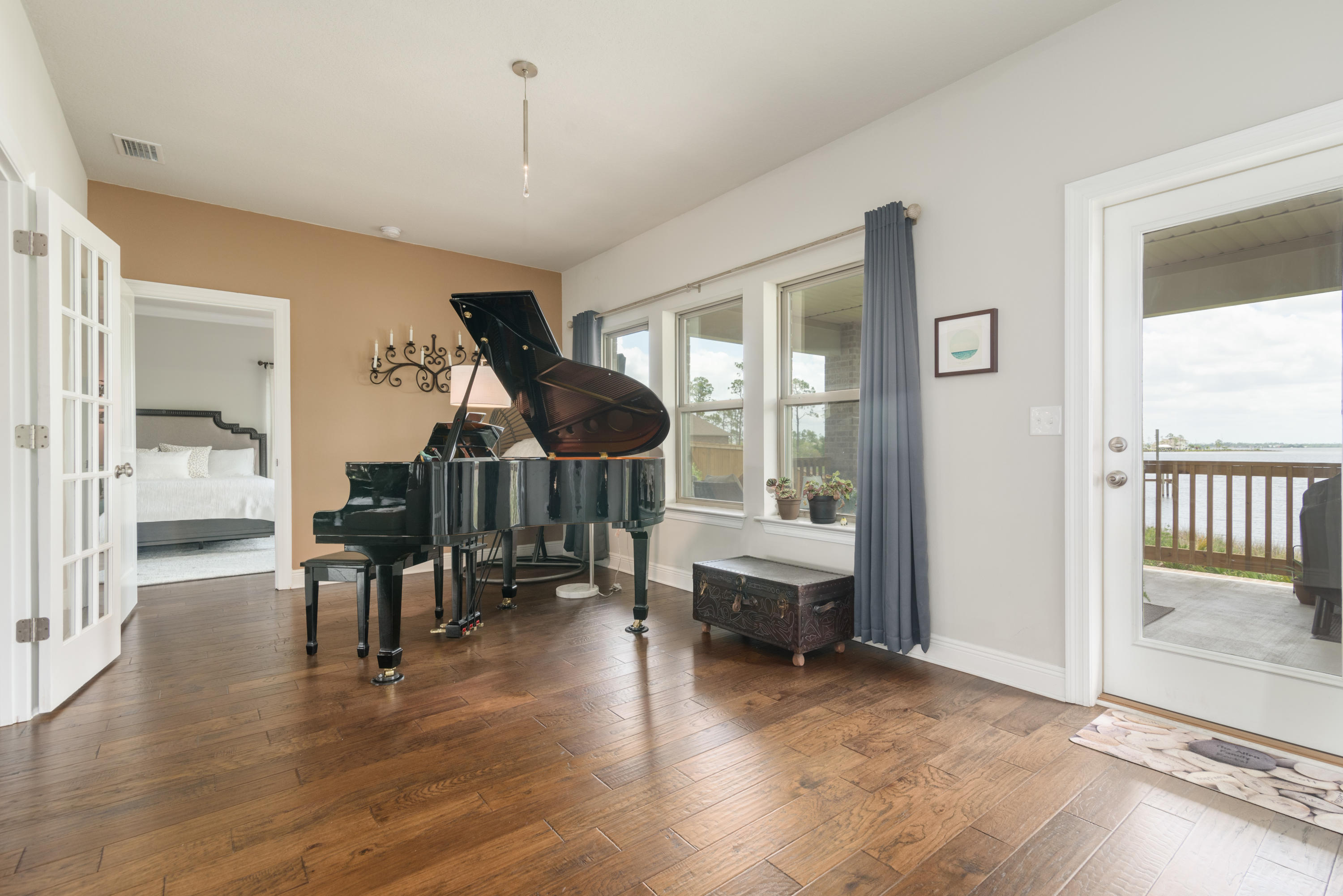 Fanning Bayou - Residential