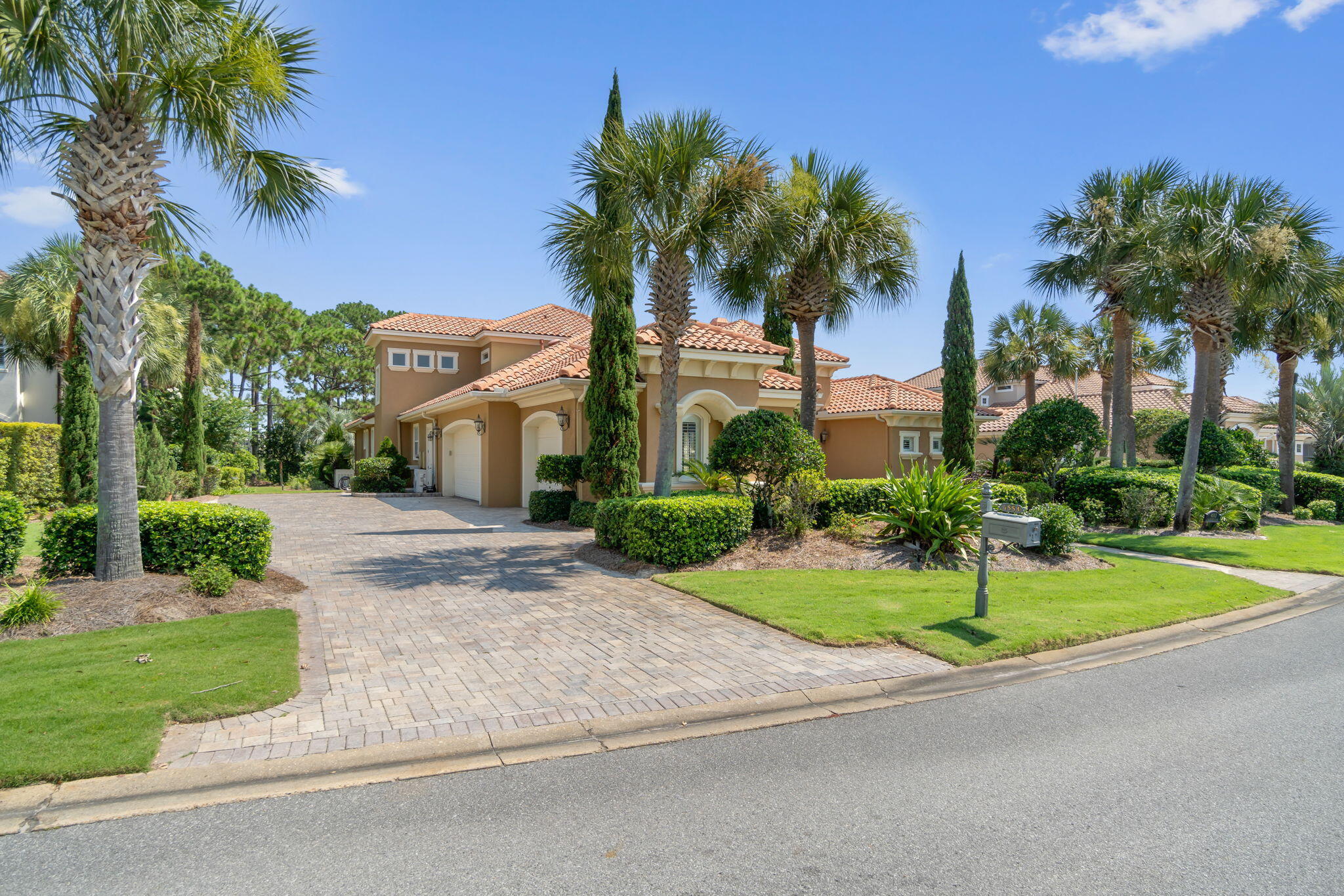 REGATTA BAY PATIO HOMES - Residential
