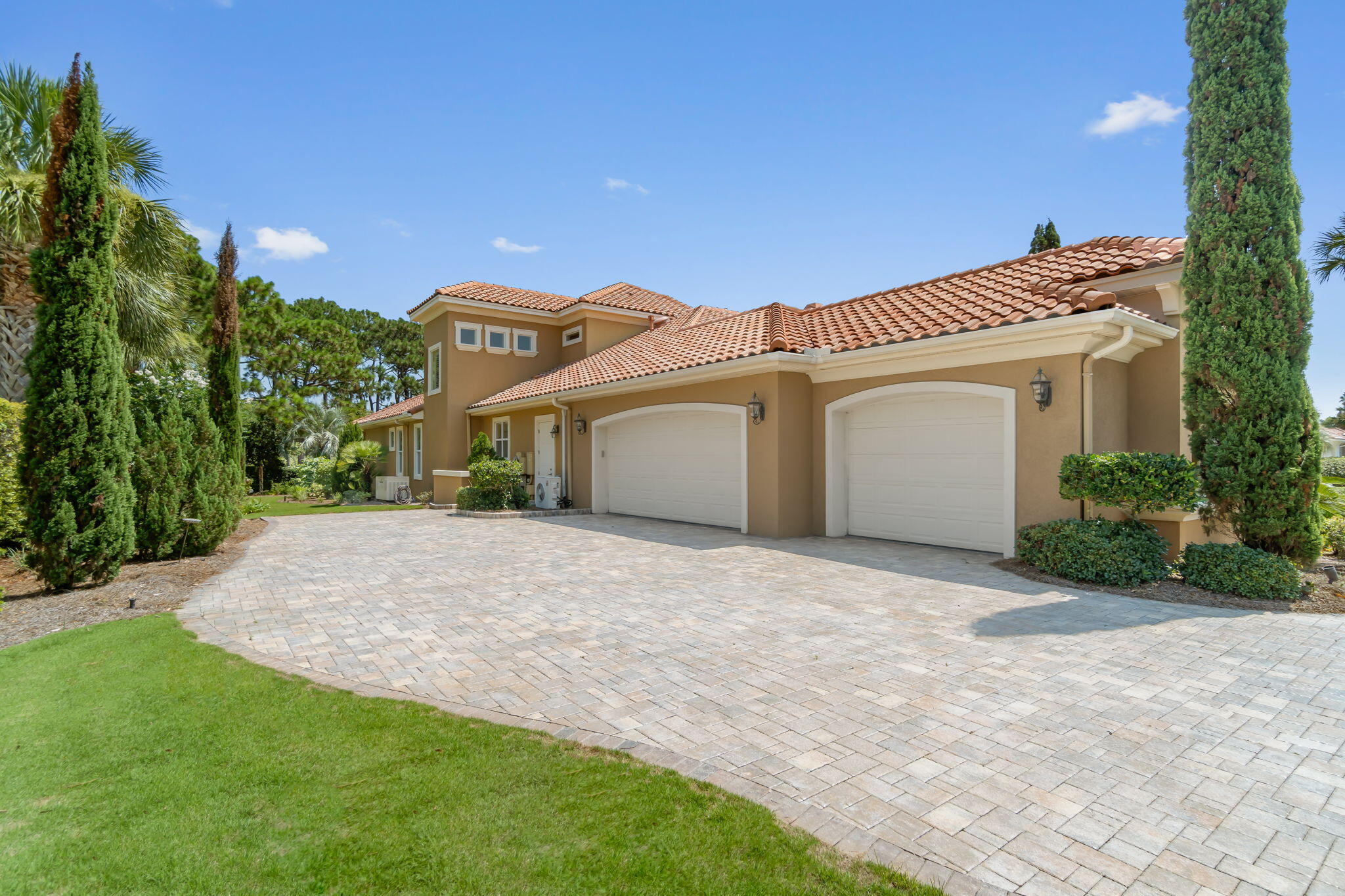 REGATTA BAY PATIO HOMES - Residential