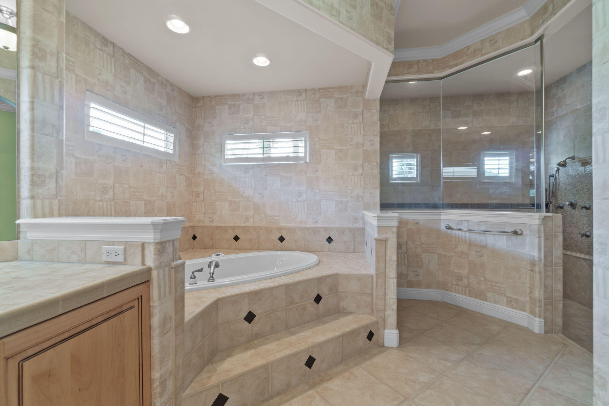 REGATTA BAY PATIO HOMES - Residential