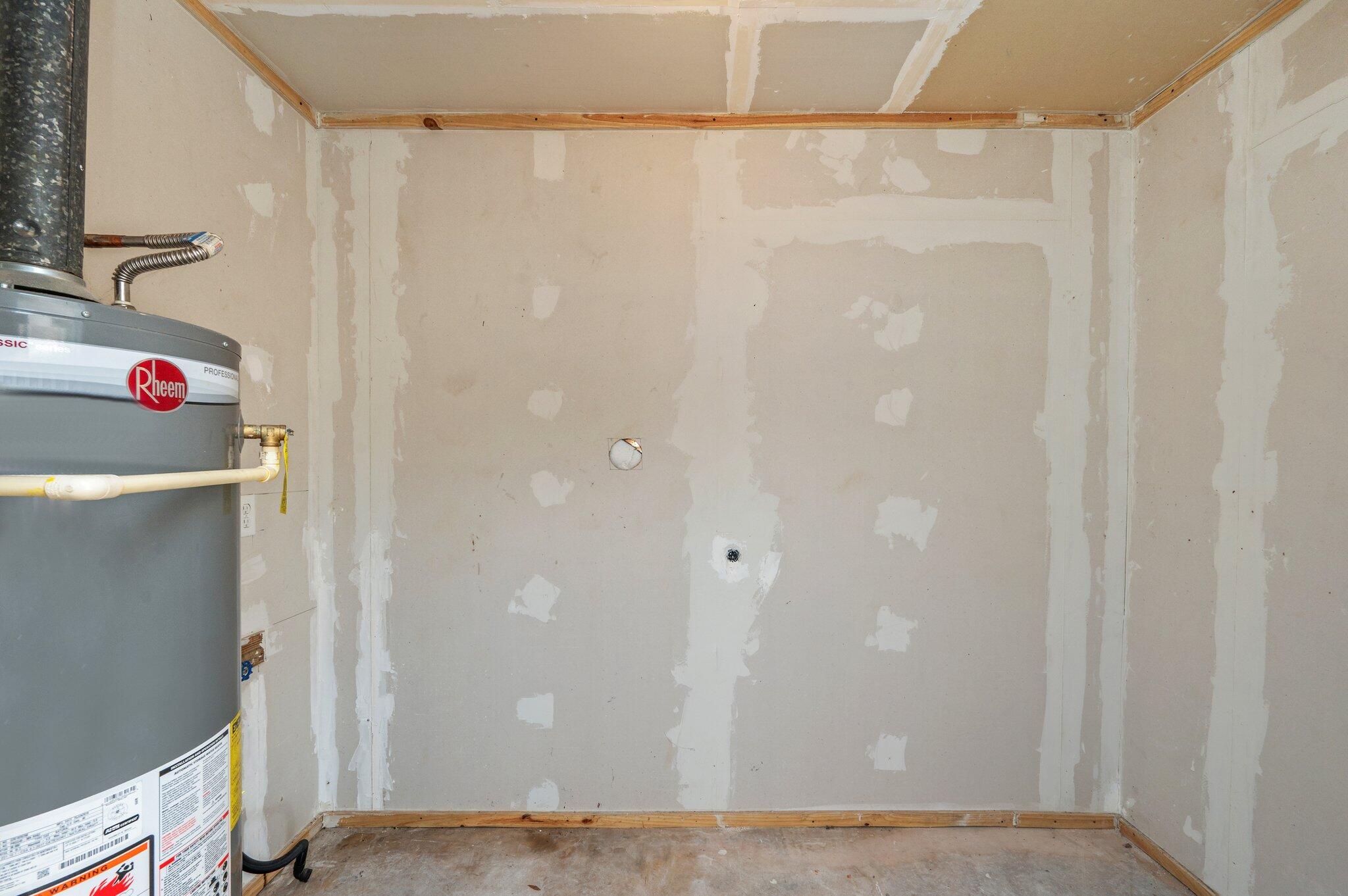 MIDPINES - Residential Lease