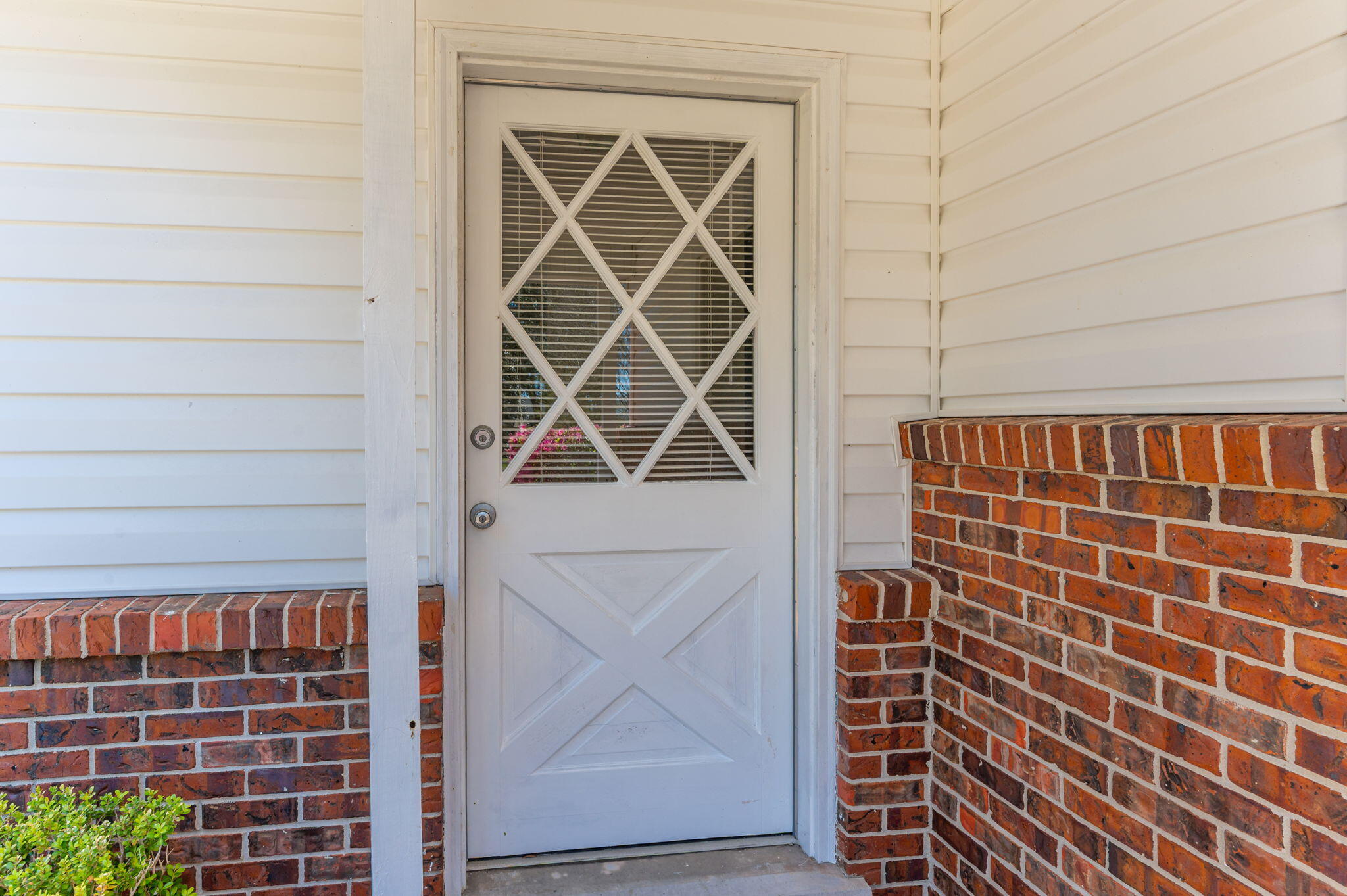 MIDPINES - Residential Lease