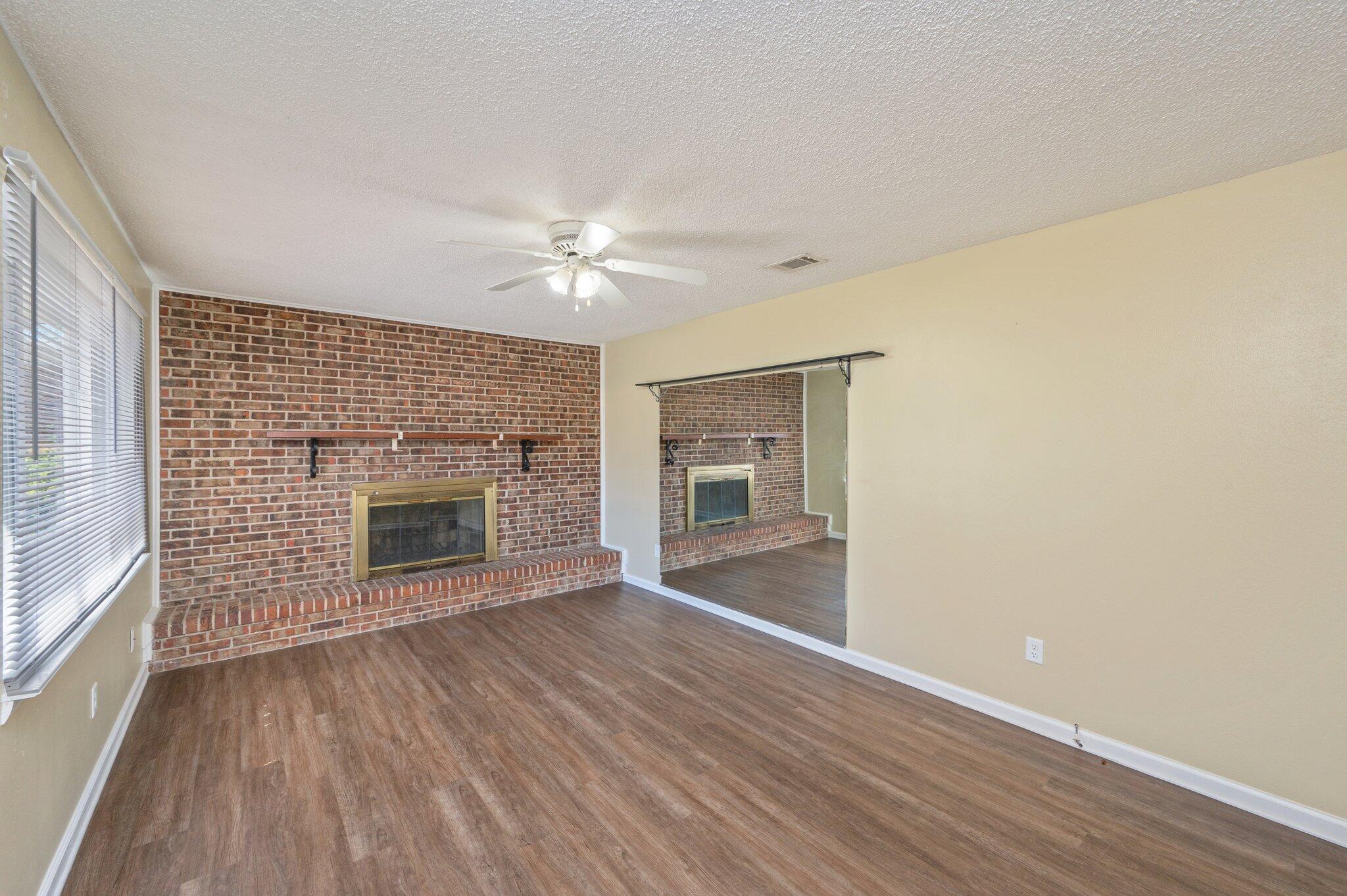 MIDPINES - Residential Lease