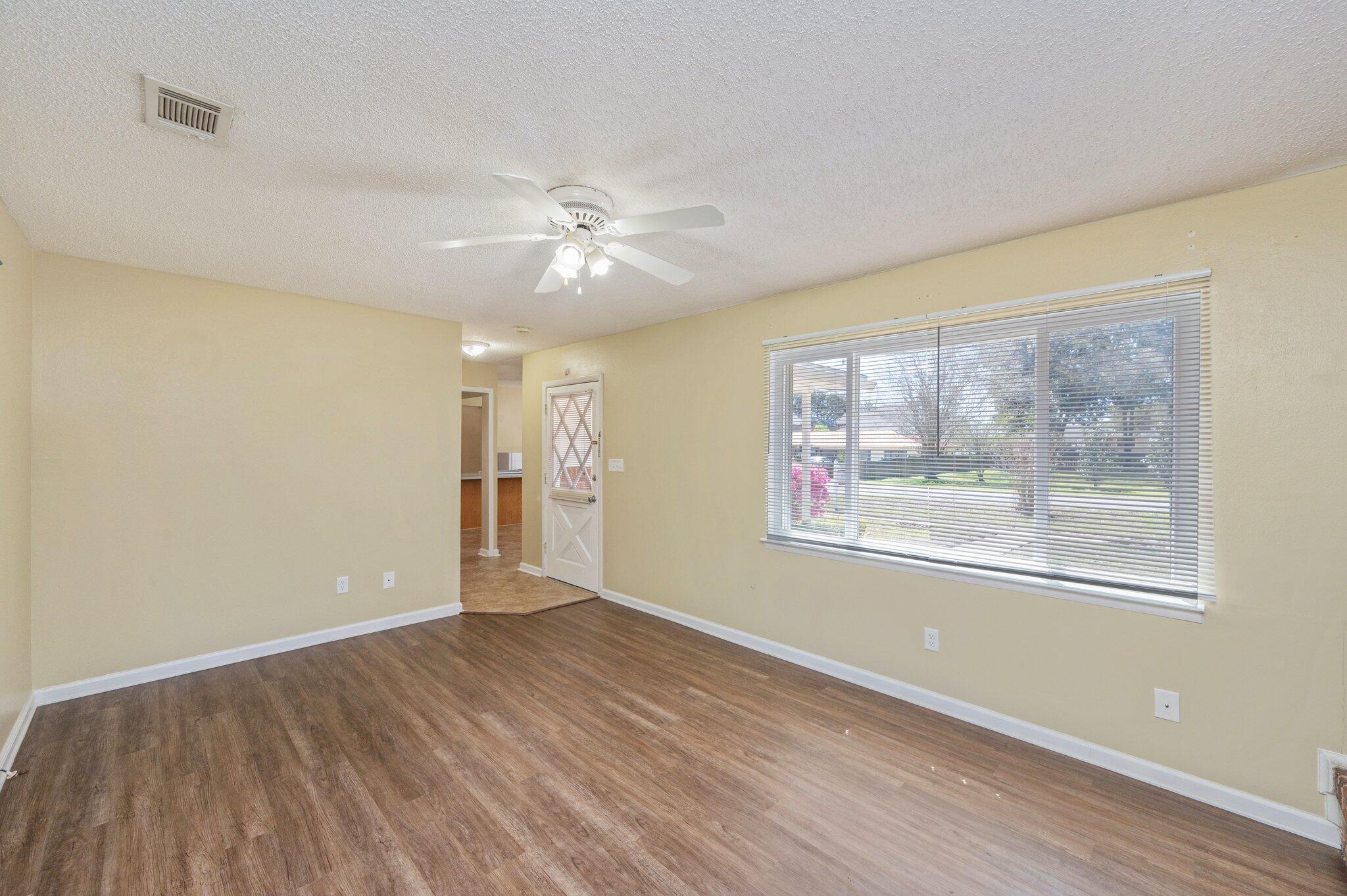 MIDPINES - Residential Lease