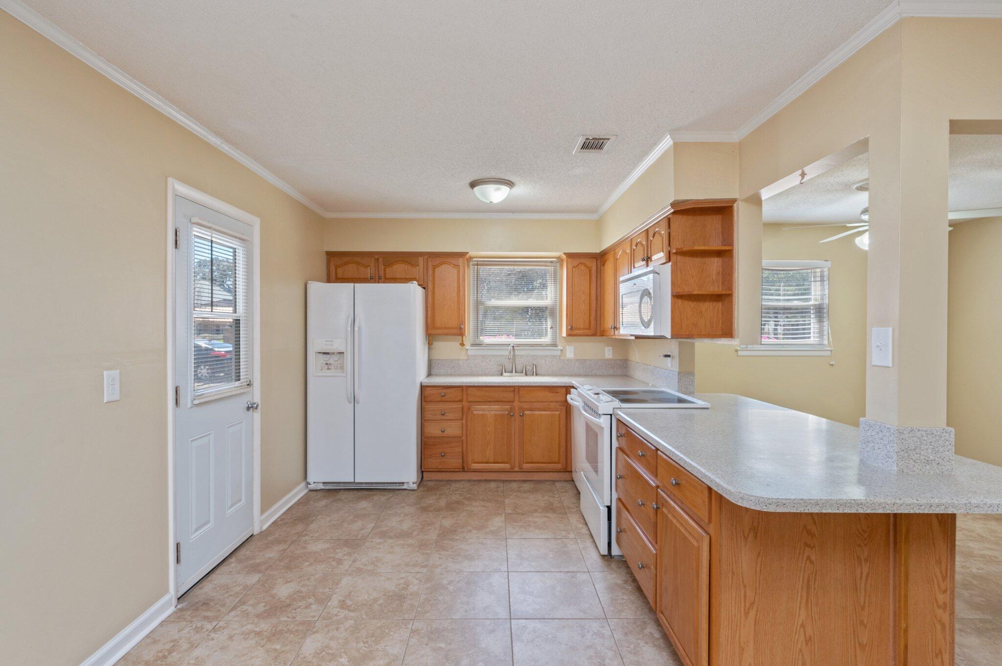 MIDPINES - Residential Lease