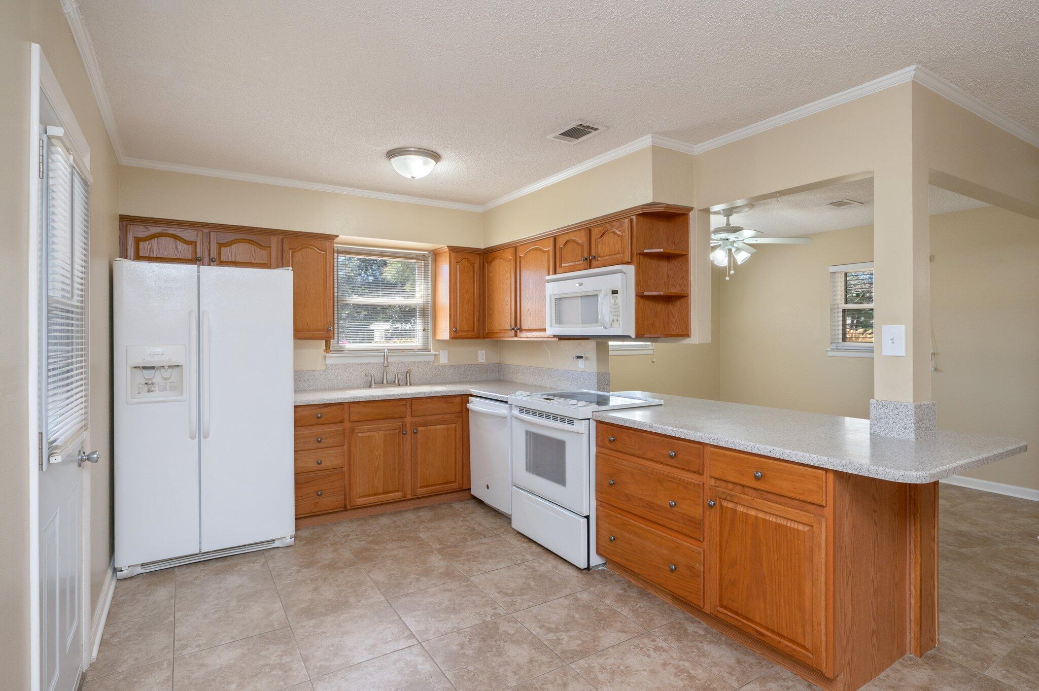 MIDPINES - Residential Lease