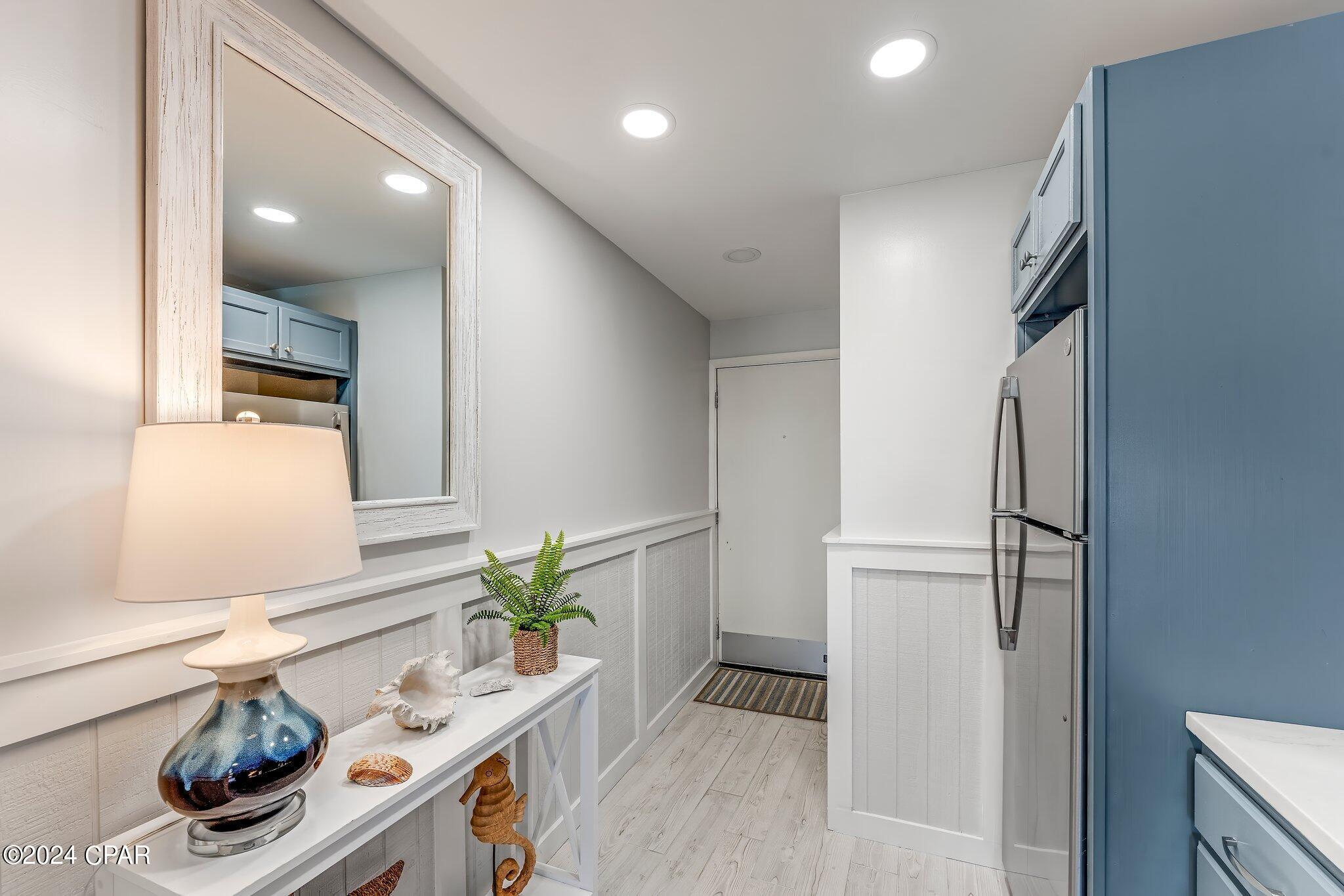 CONTINENTAL CONDO - Residential