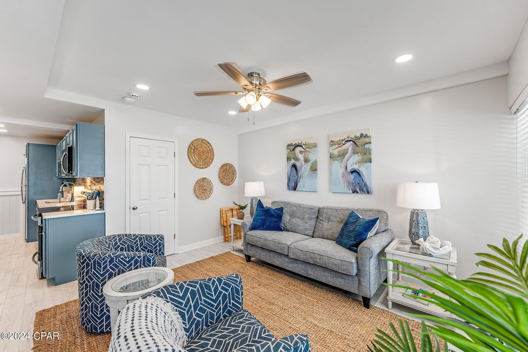 CONTINENTAL CONDO - Residential