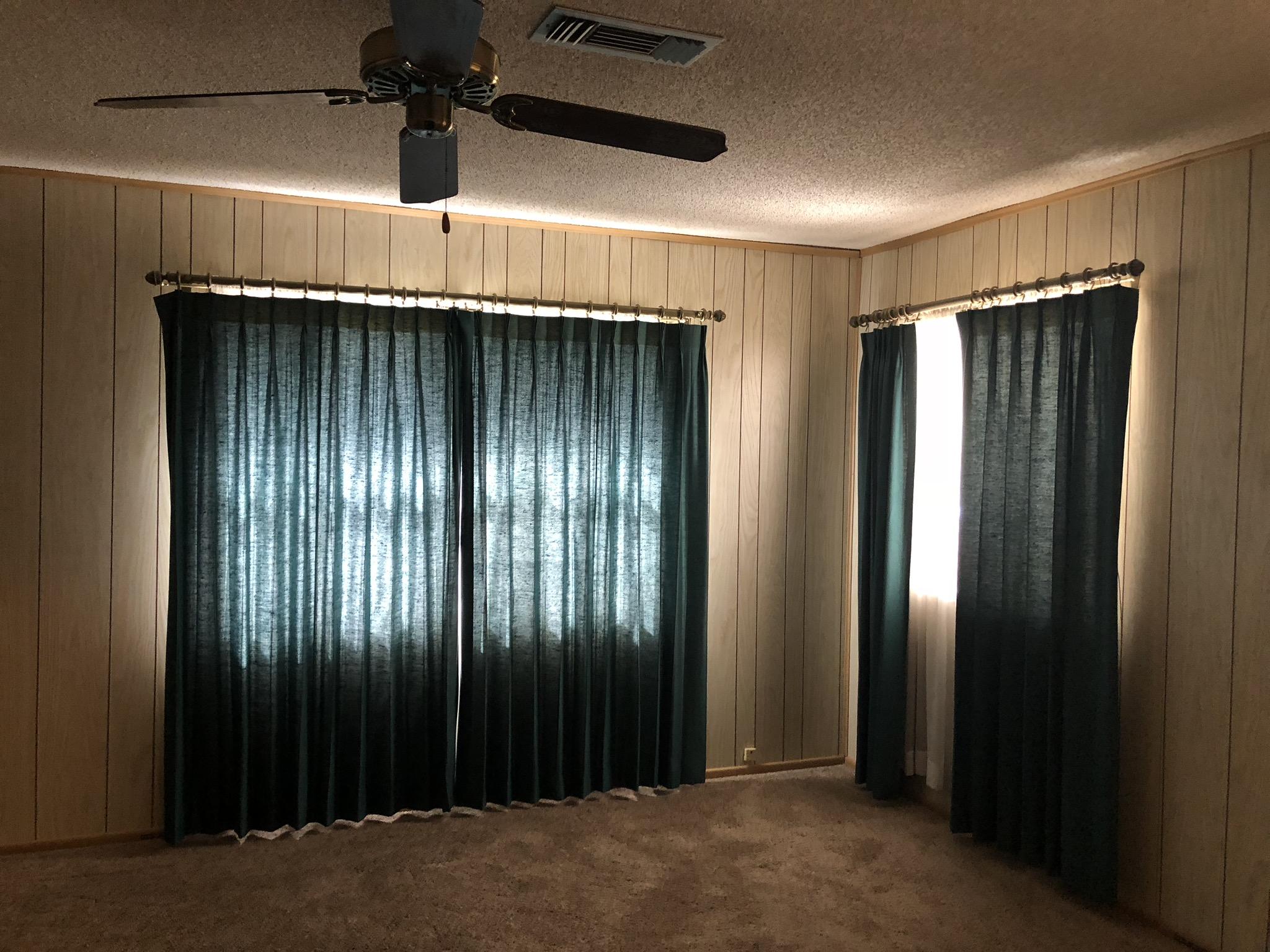 ELLIOTTS POINT - Residential