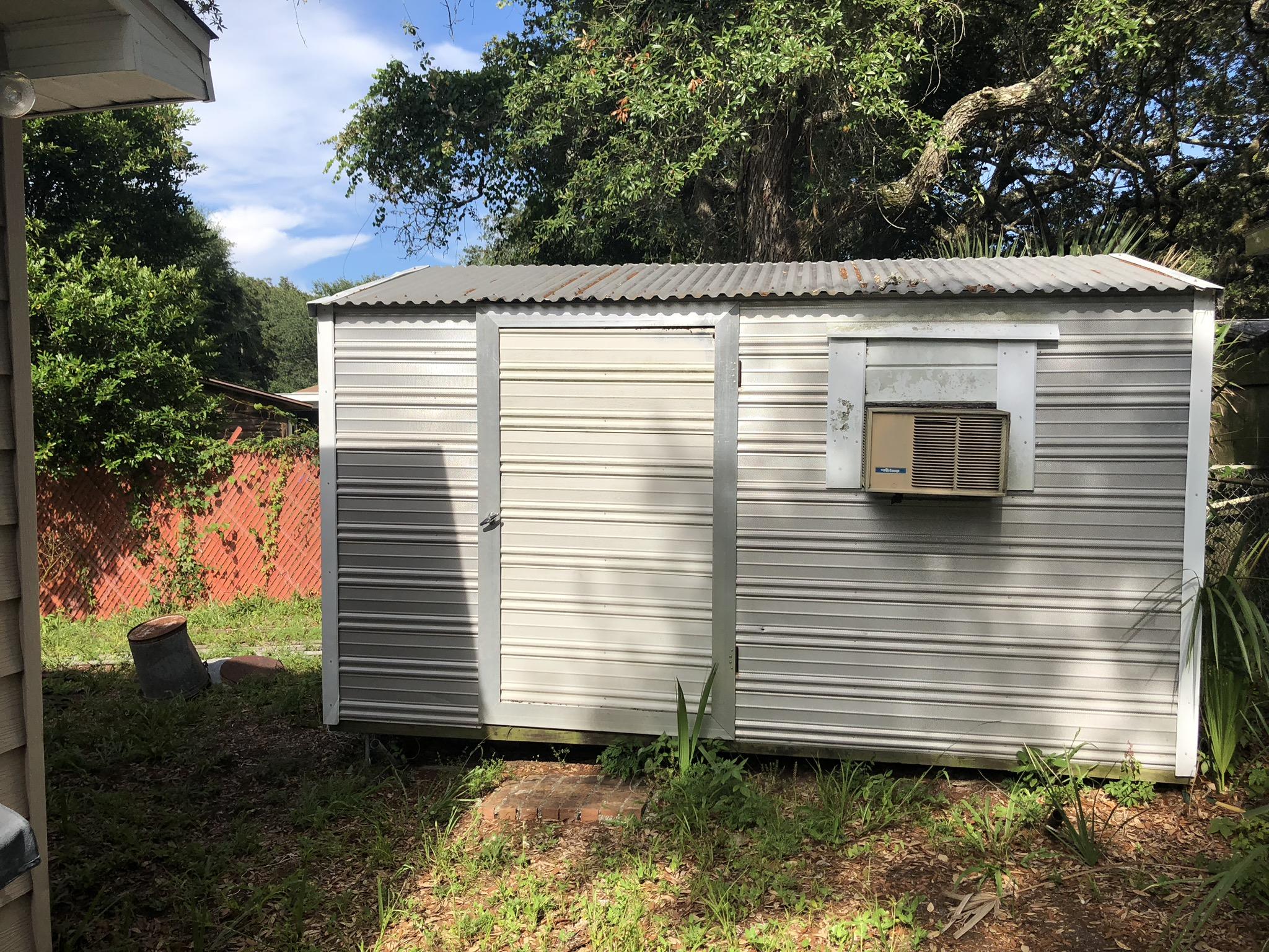 ELLIOTTS POINT - Residential