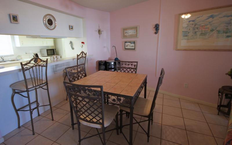 EL MATADOR CONDO - Residential