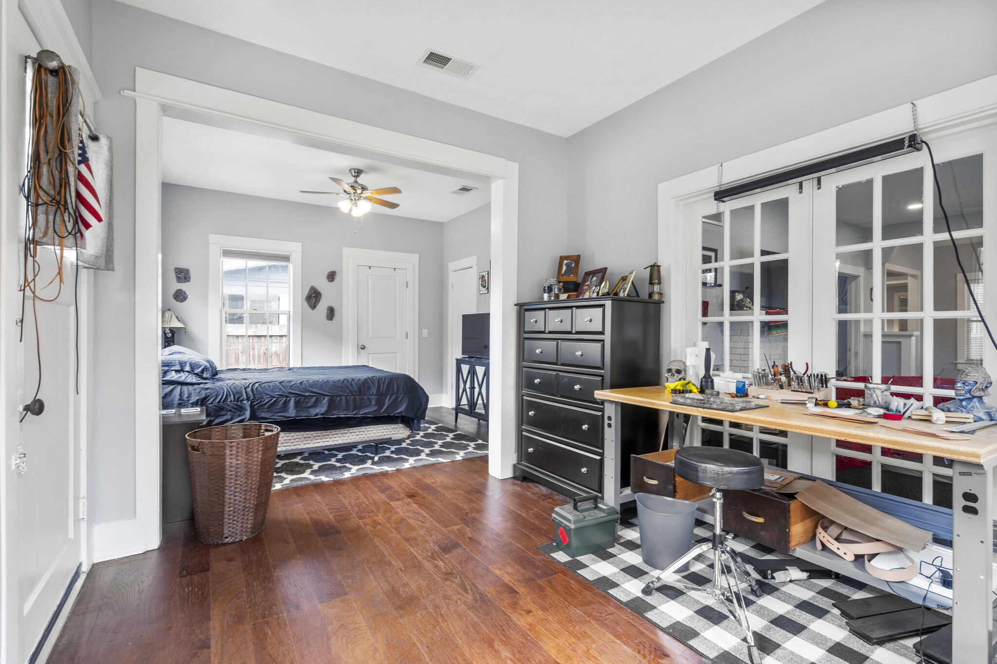 MURRAY HILL - Residential