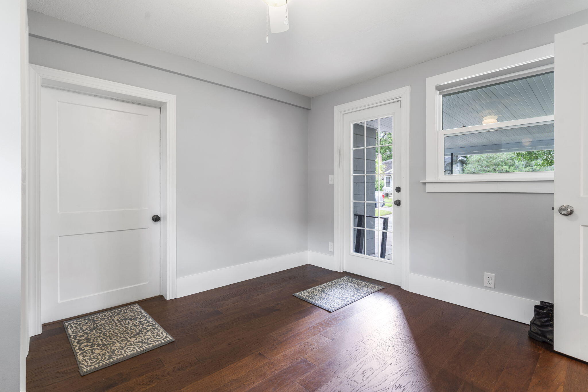 MURRAY HILL - Residential
