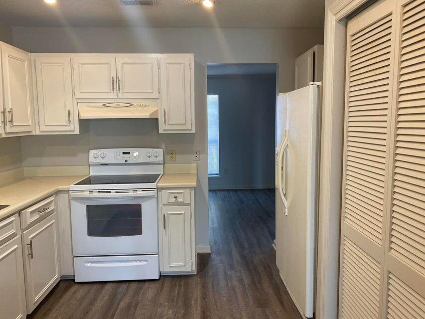 GARNIERS CAY T/H - Residential