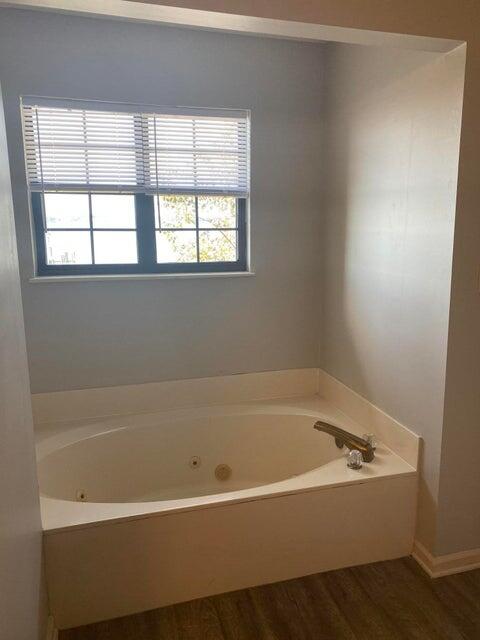 GARNIERS CAY T/H - Residential