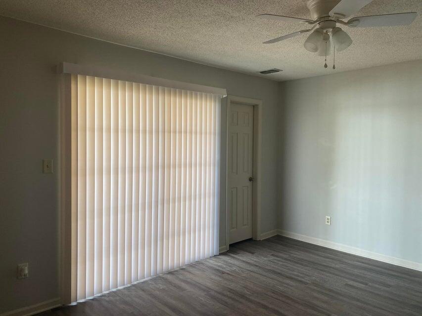 GARNIERS CAY T/H - Residential