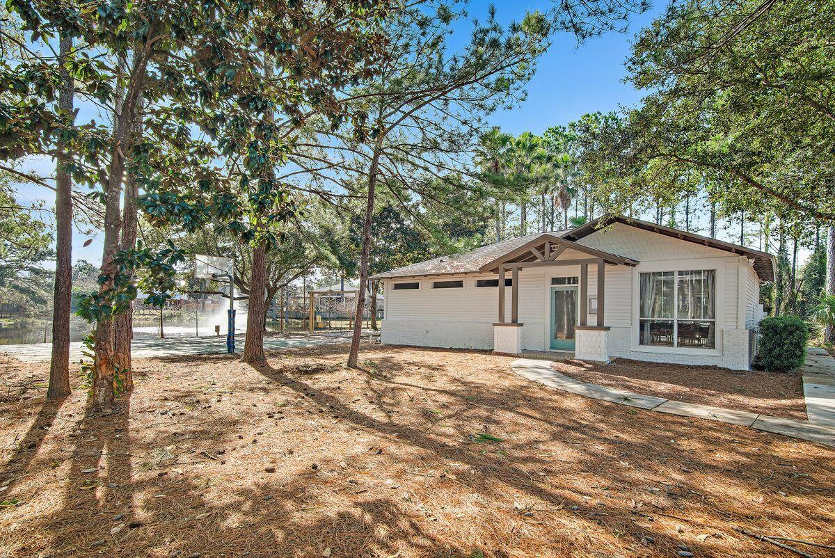 Escada - Residential