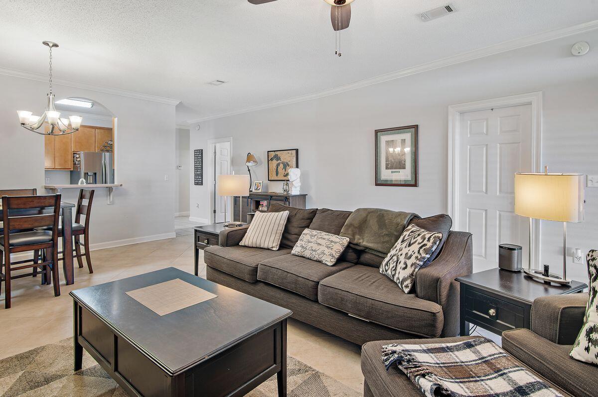 Escada - Residential