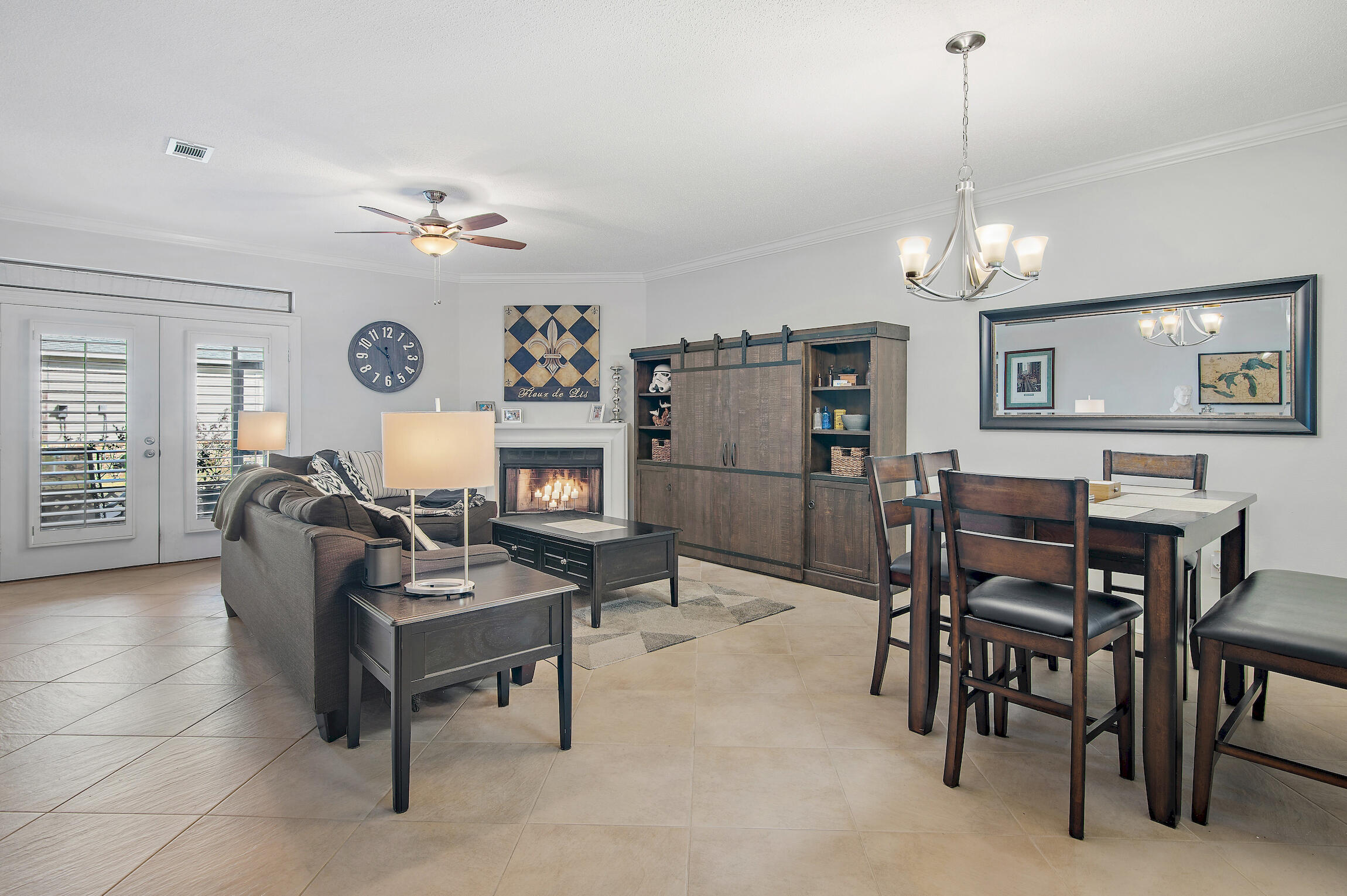 Escada - Residential