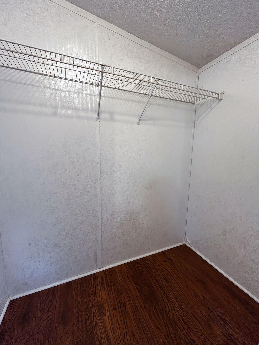 CRESCENT SHORES - Residential