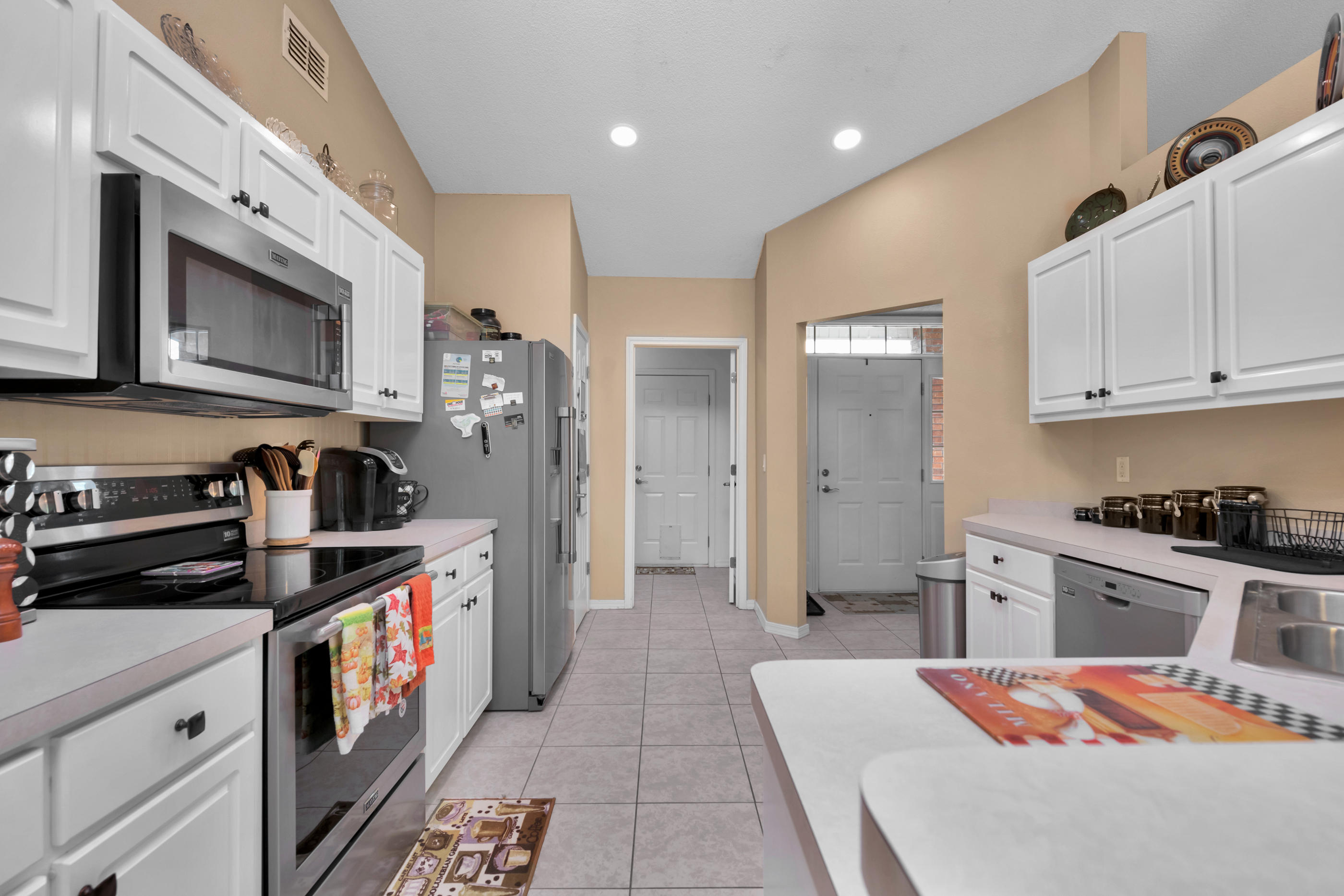 HAMPTON RIDGE ESTATES - Residential