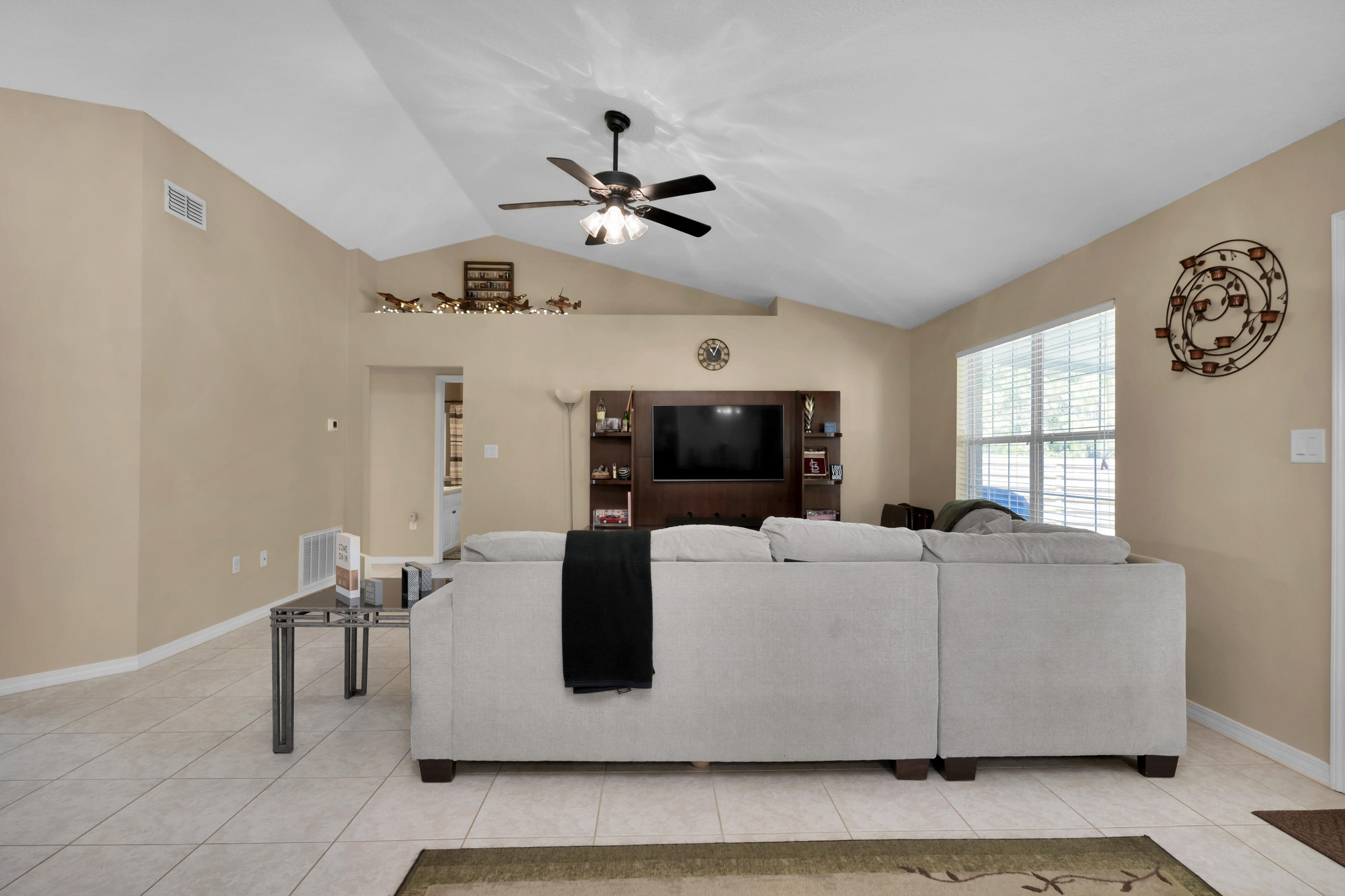HAMPTON RIDGE ESTATES - Residential