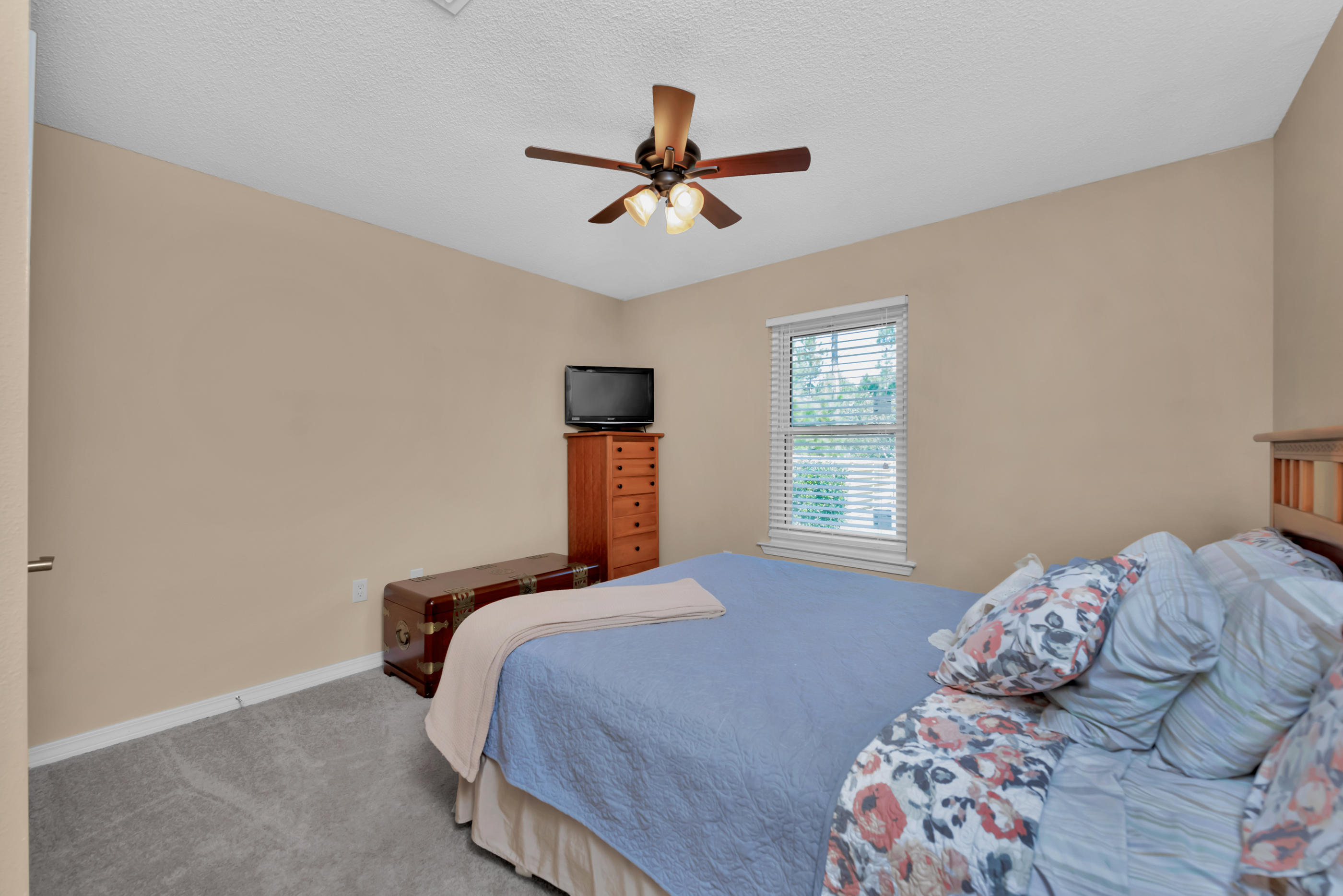 HAMPTON RIDGE ESTATES - Residential