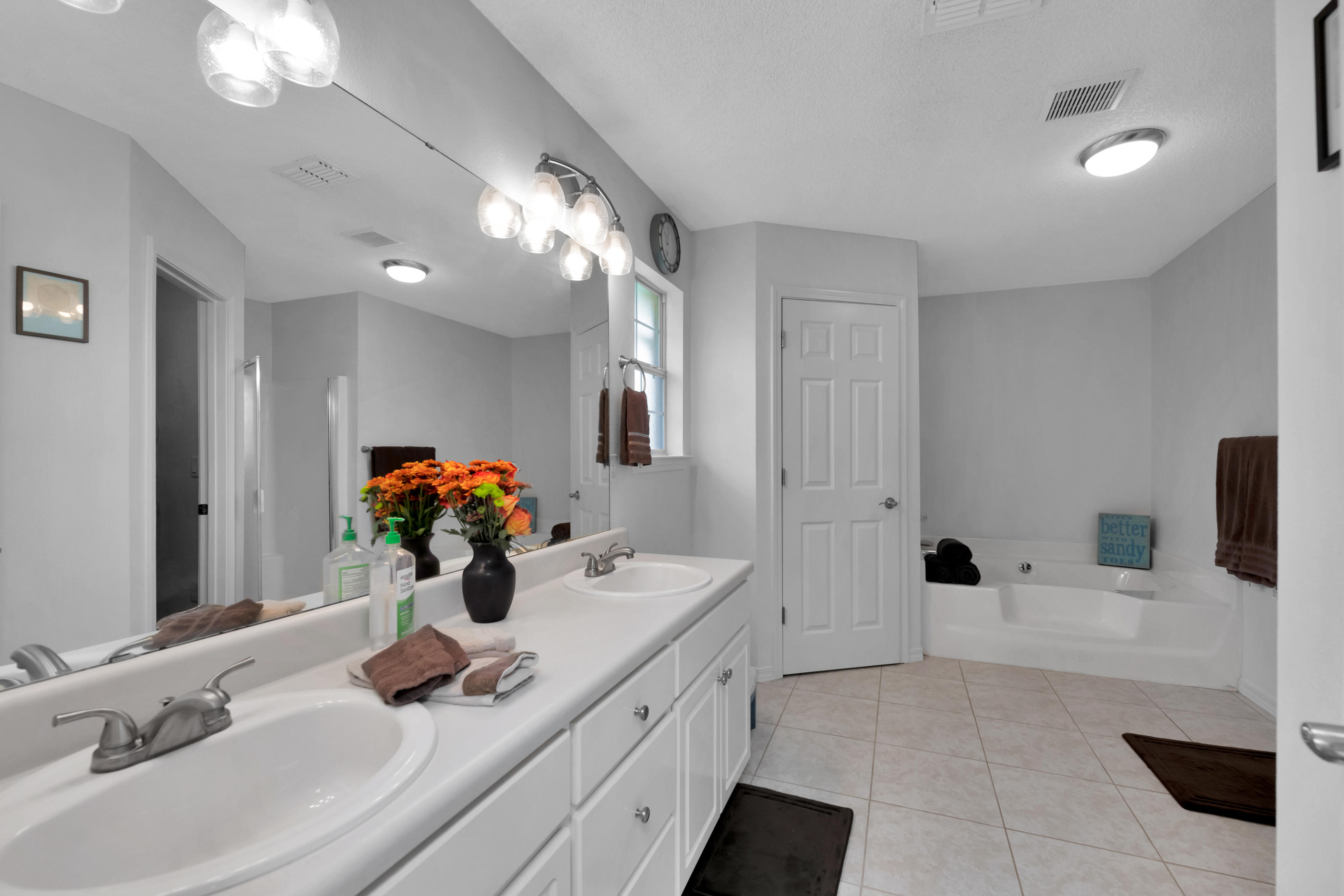 HAMPTON RIDGE ESTATES - Residential