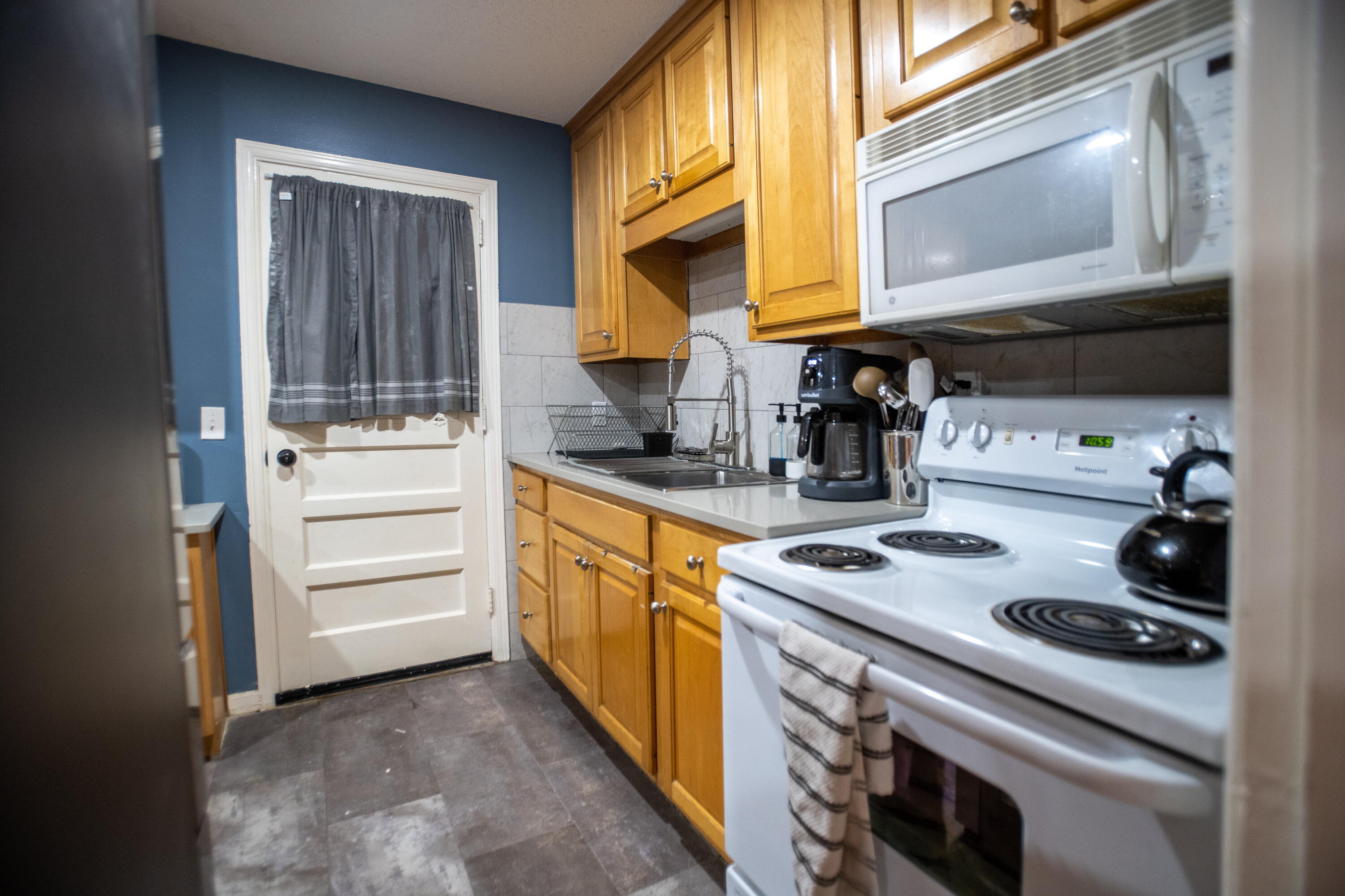 GARNIERS BEACH - Residential