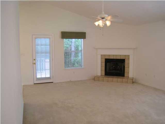 INDIAN WOODS - Residential Lease