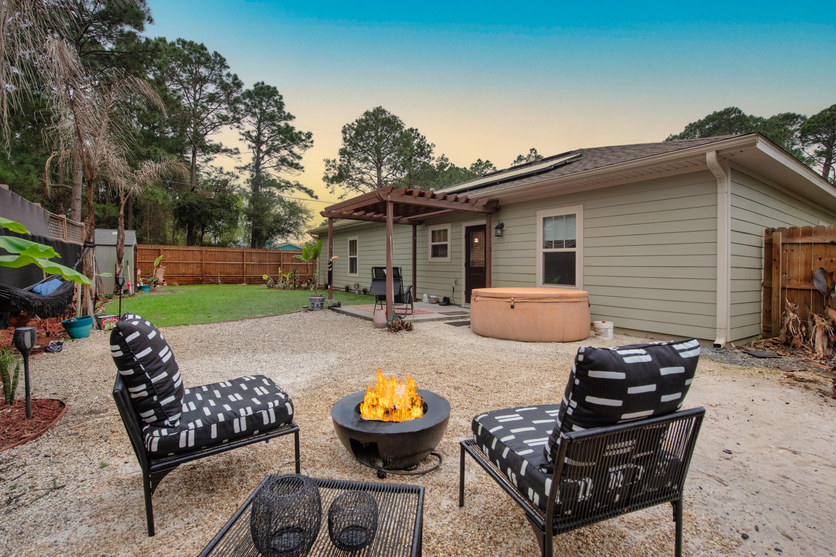 NAVARRE FIRST ADD - Residential