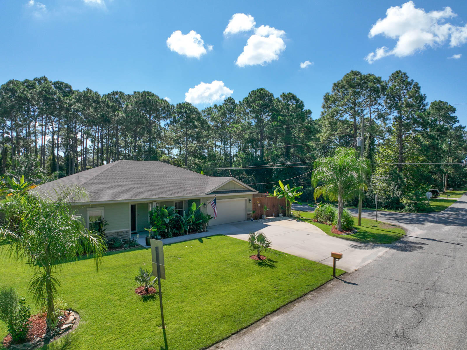 NAVARRE FIRST ADD - Residential