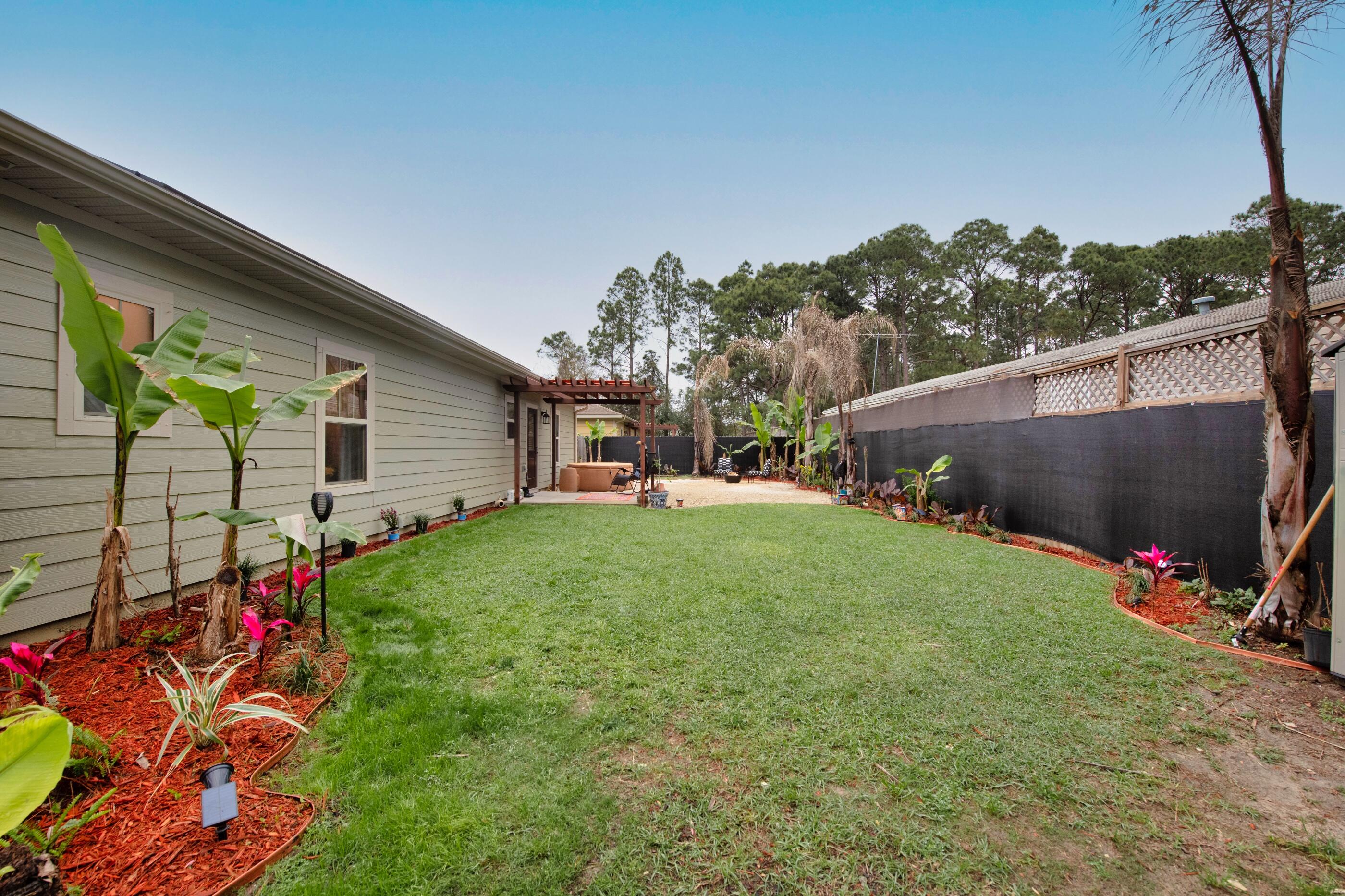 NAVARRE FIRST ADD - Residential