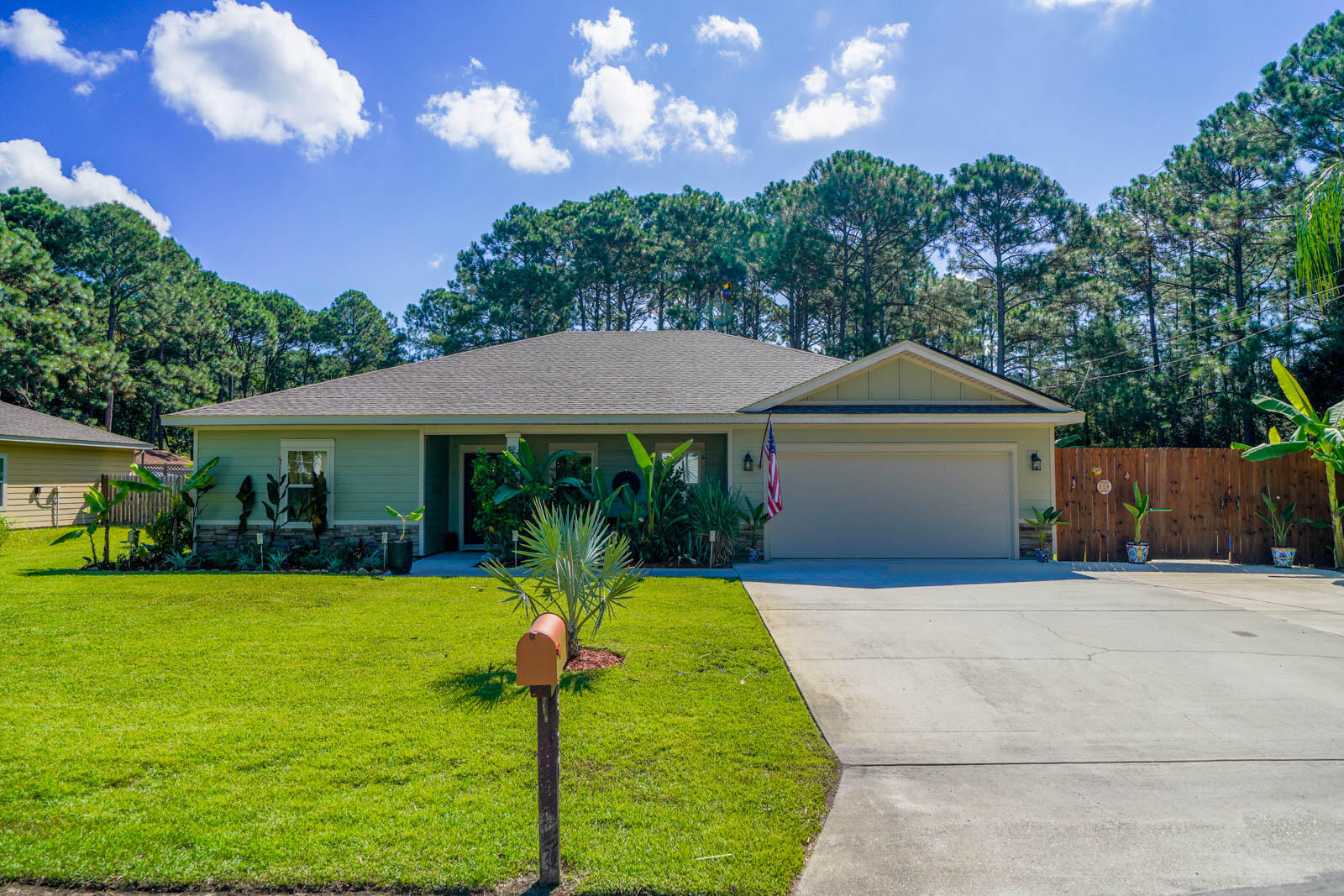 NAVARRE FIRST ADD - Residential