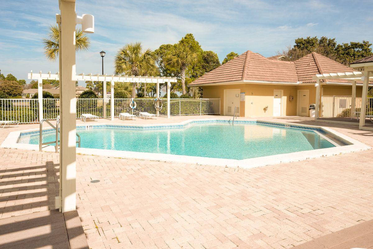 PLAYERS CLUB ON THE BAY - Residential