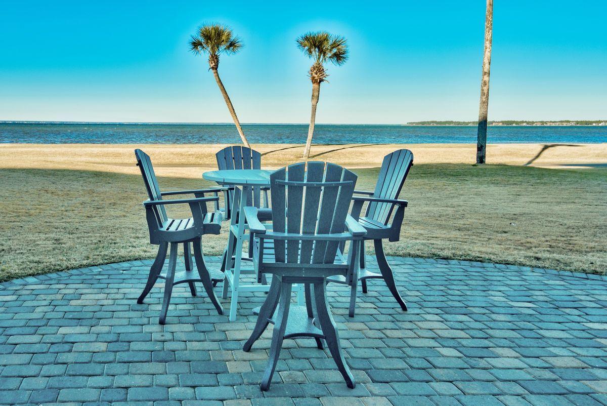 PLAYERS CLUB ON THE BAY - Residential