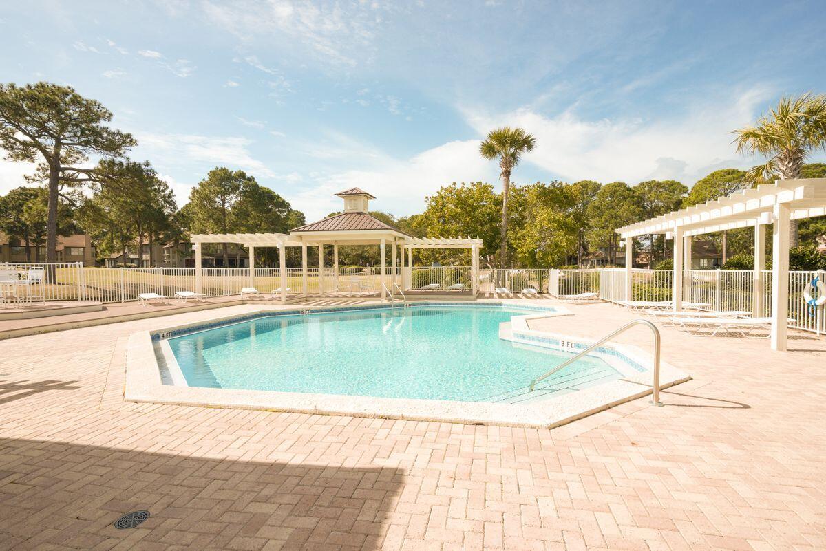 PLAYERS CLUB ON THE BAY - Residential