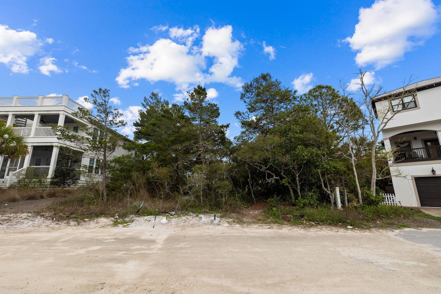 MOCKINGBIRD ESTATES - Land