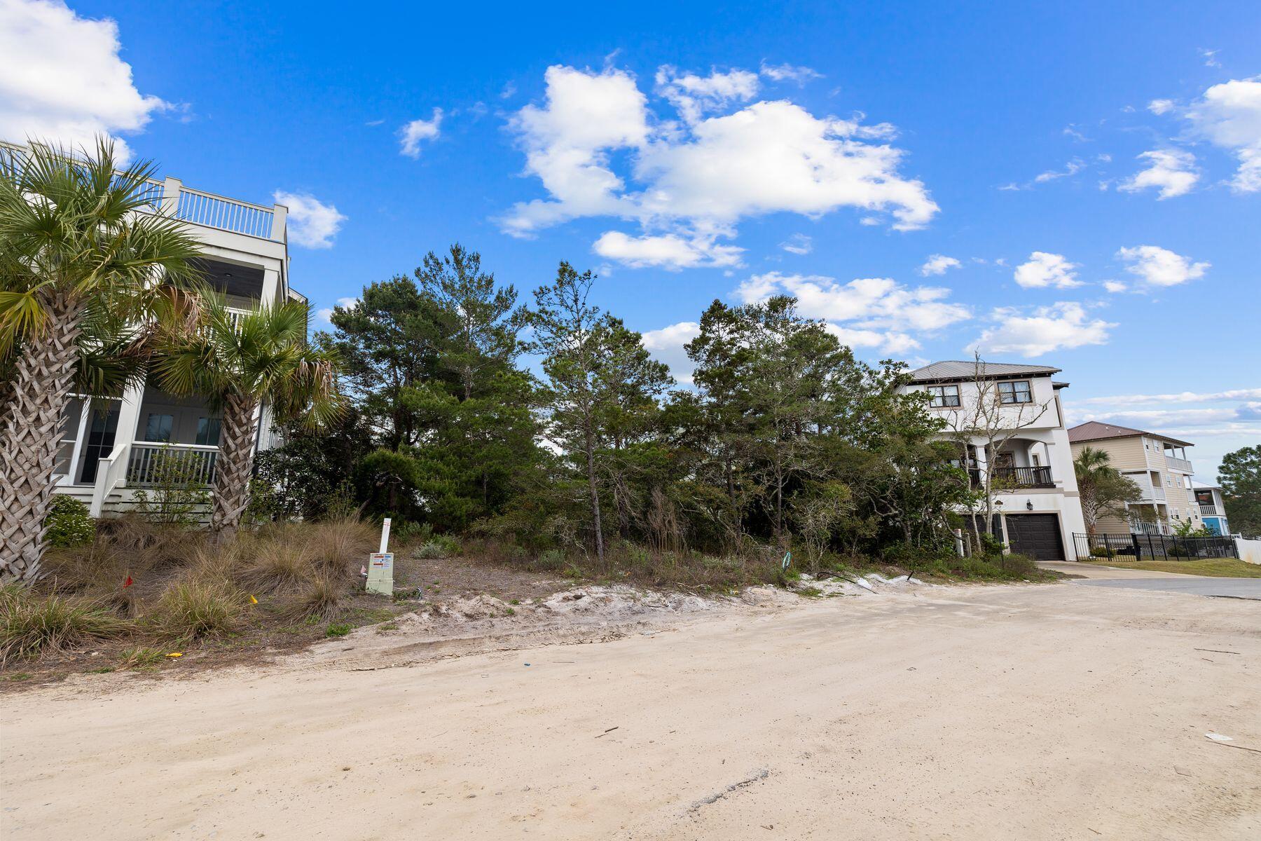 MOCKINGBIRD ESTATES - Land