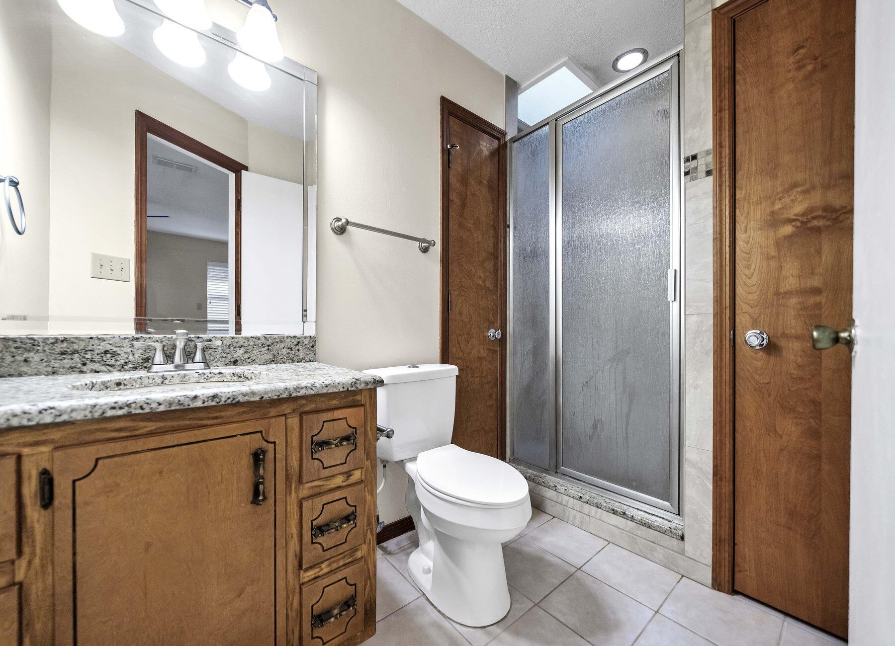 LAKE LORRAINE ESTATES 1 - Residential