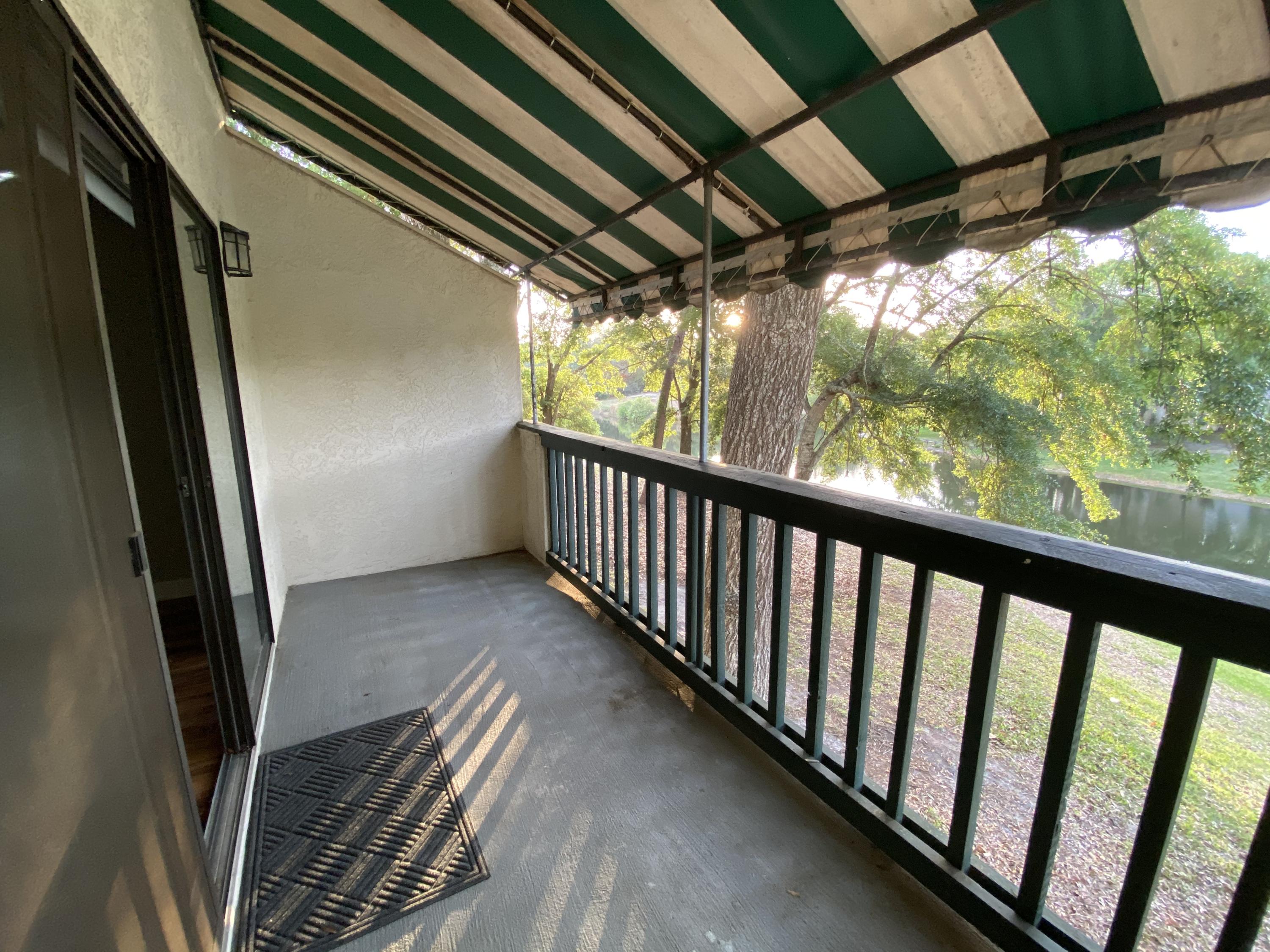 LAKESIDE CONDO AT BLUEWATER BAY - Residential