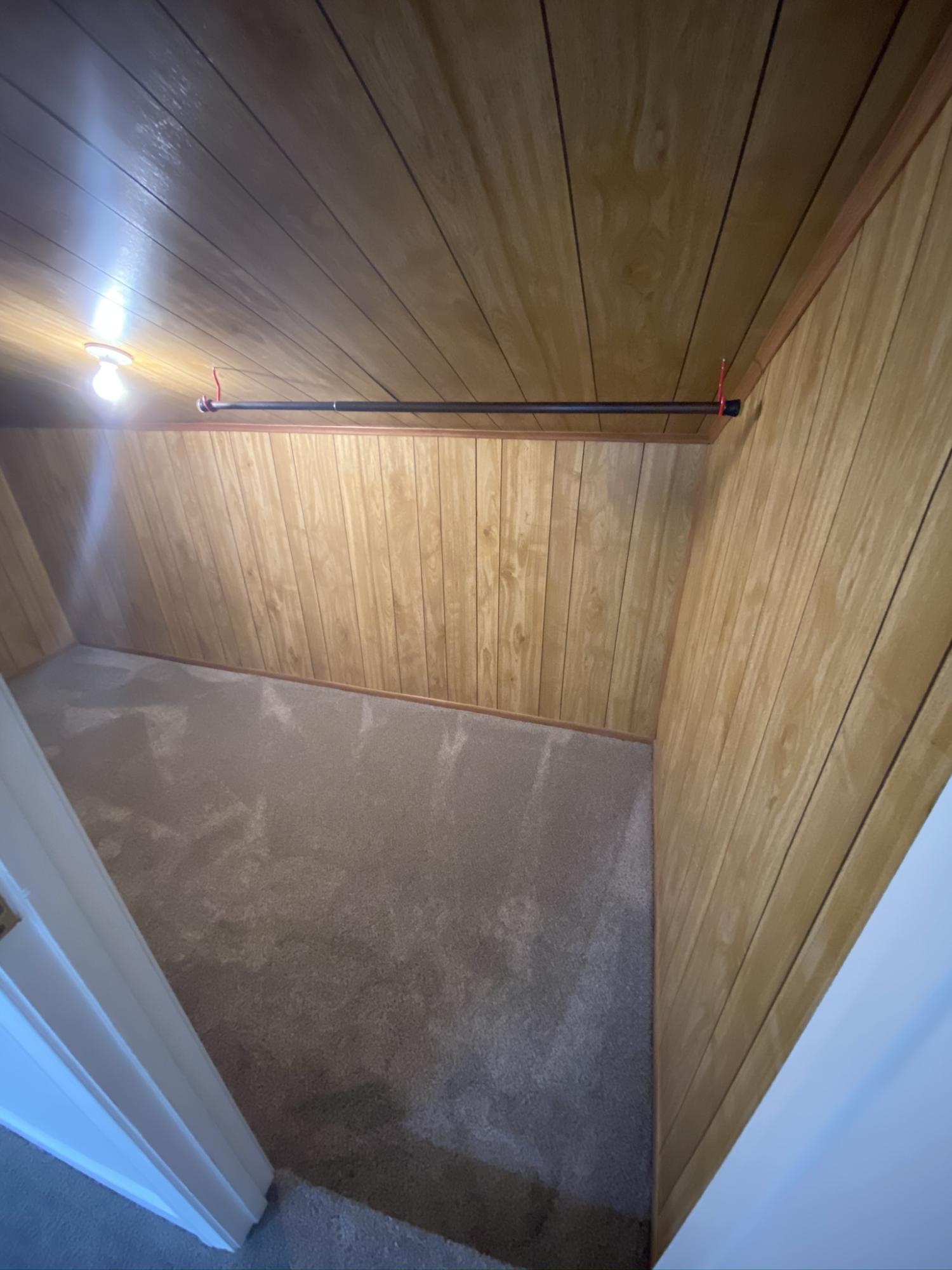 LAKESIDE CONDO AT BLUEWATER BAY - Residential